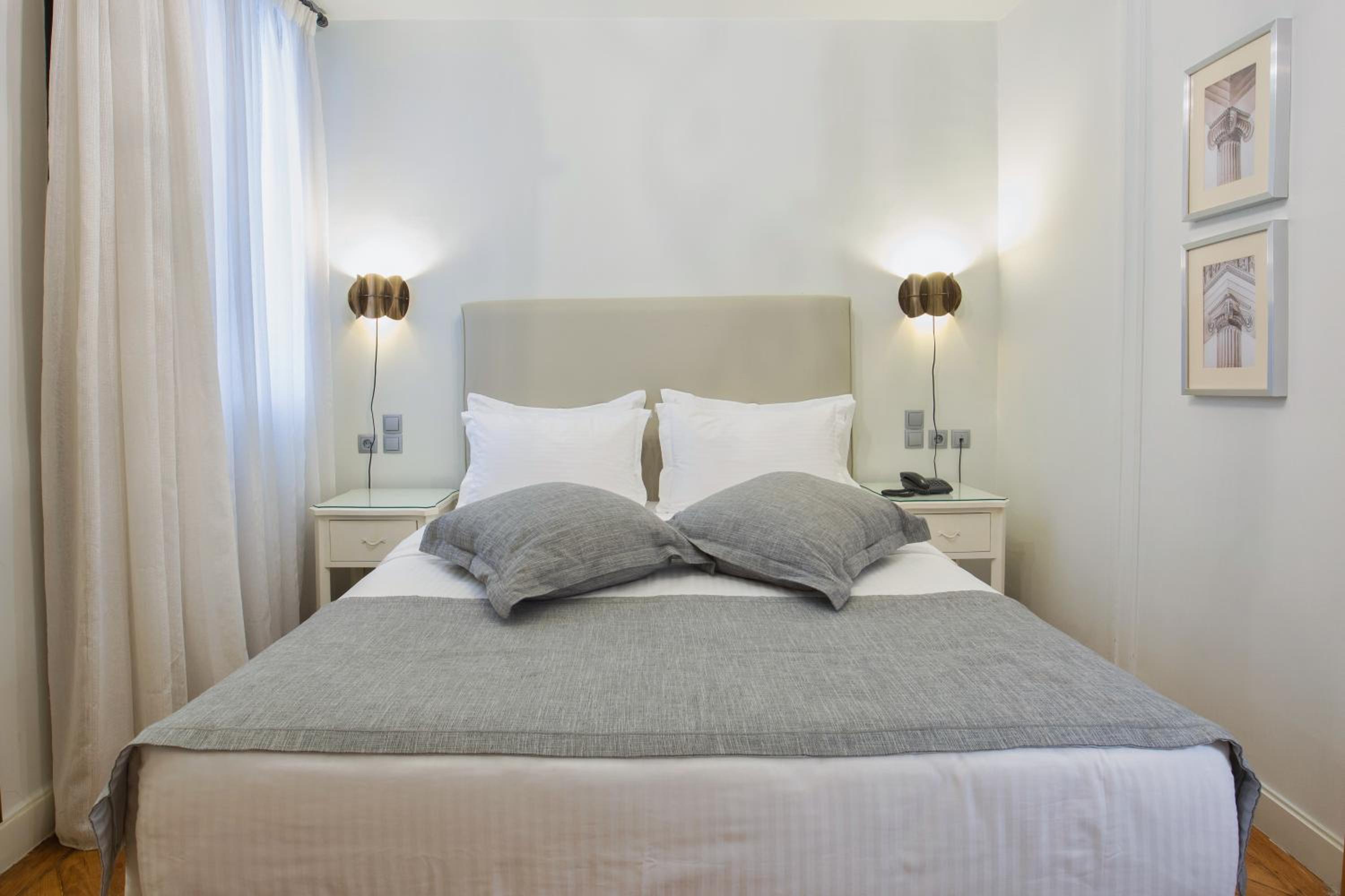 Small Double Room photo 1