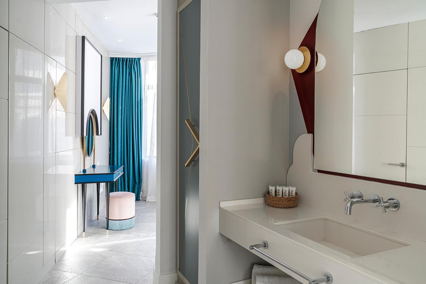 Deluxe Double Room with Gran Via Views