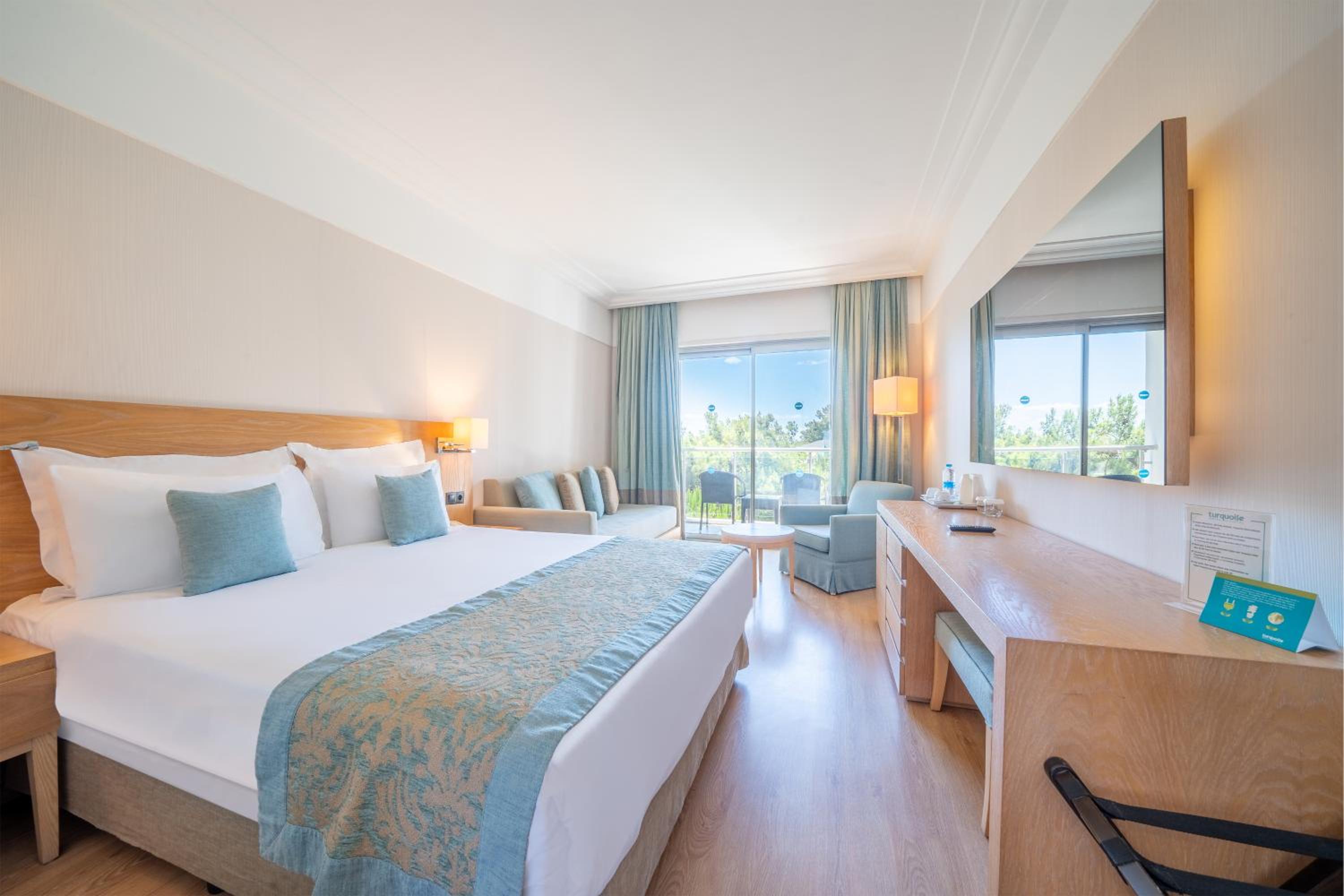 Deluxe Double Room with Garden View