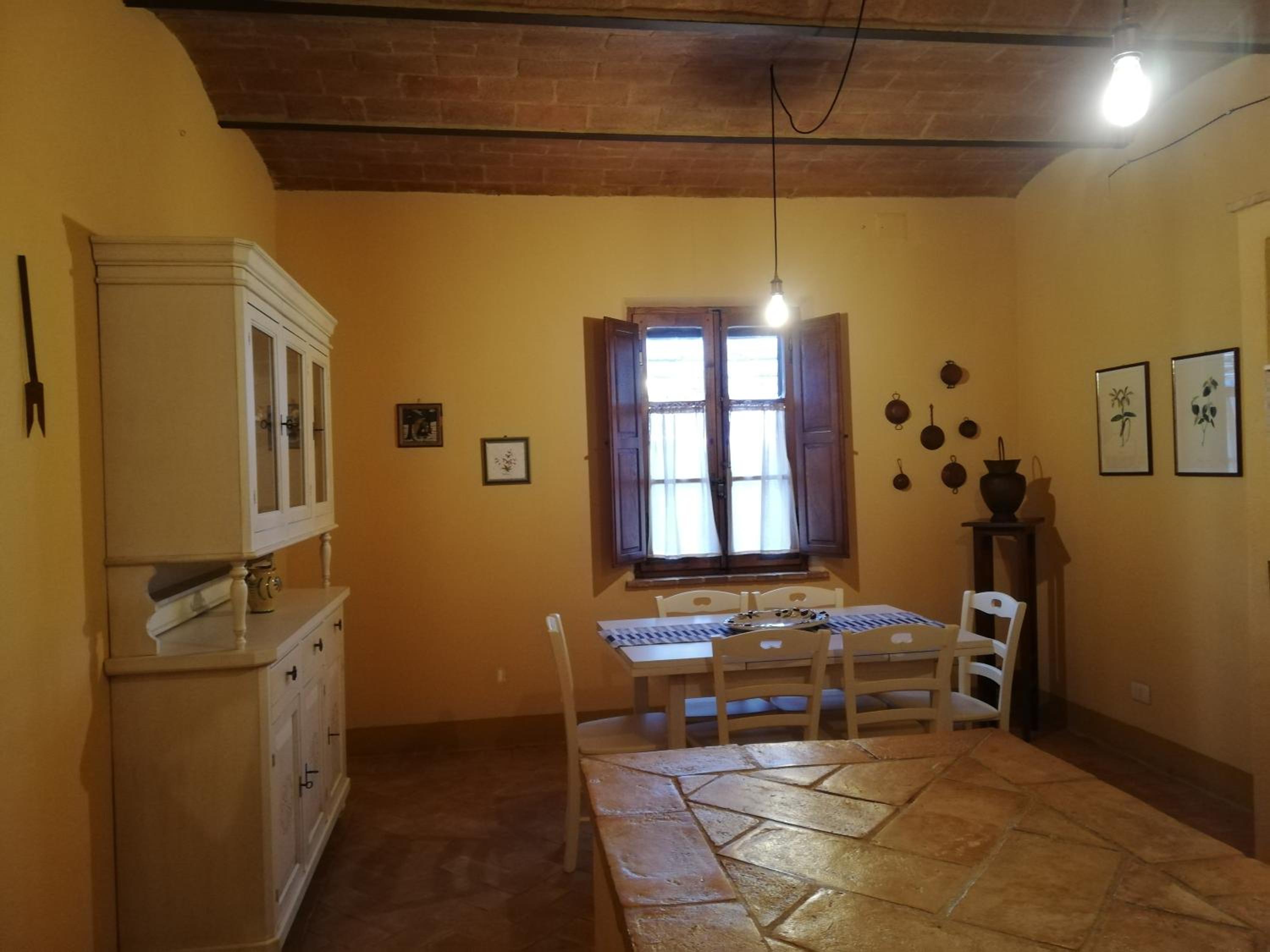 Maisonette photo 3