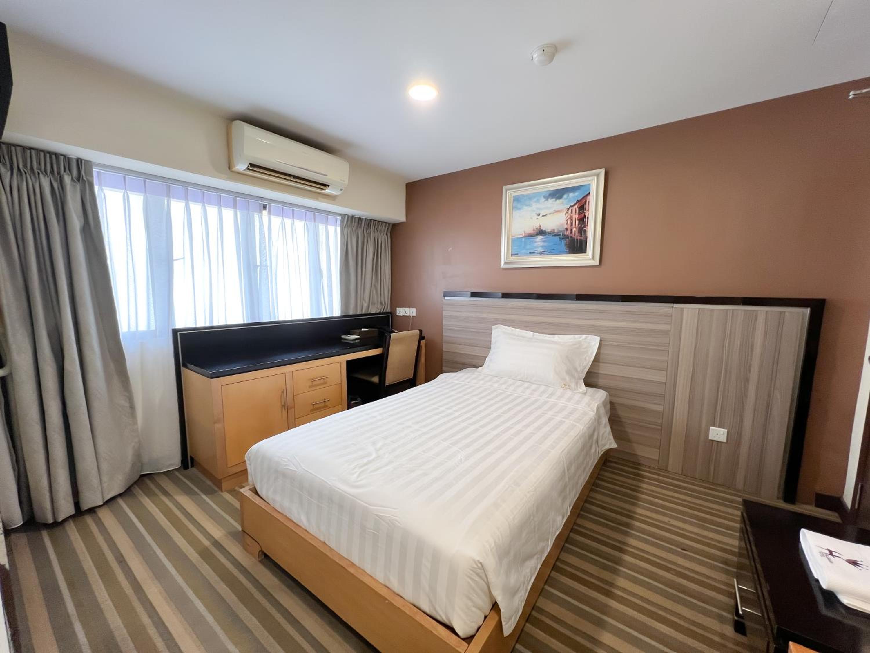 Deluxe Single Room photo 2