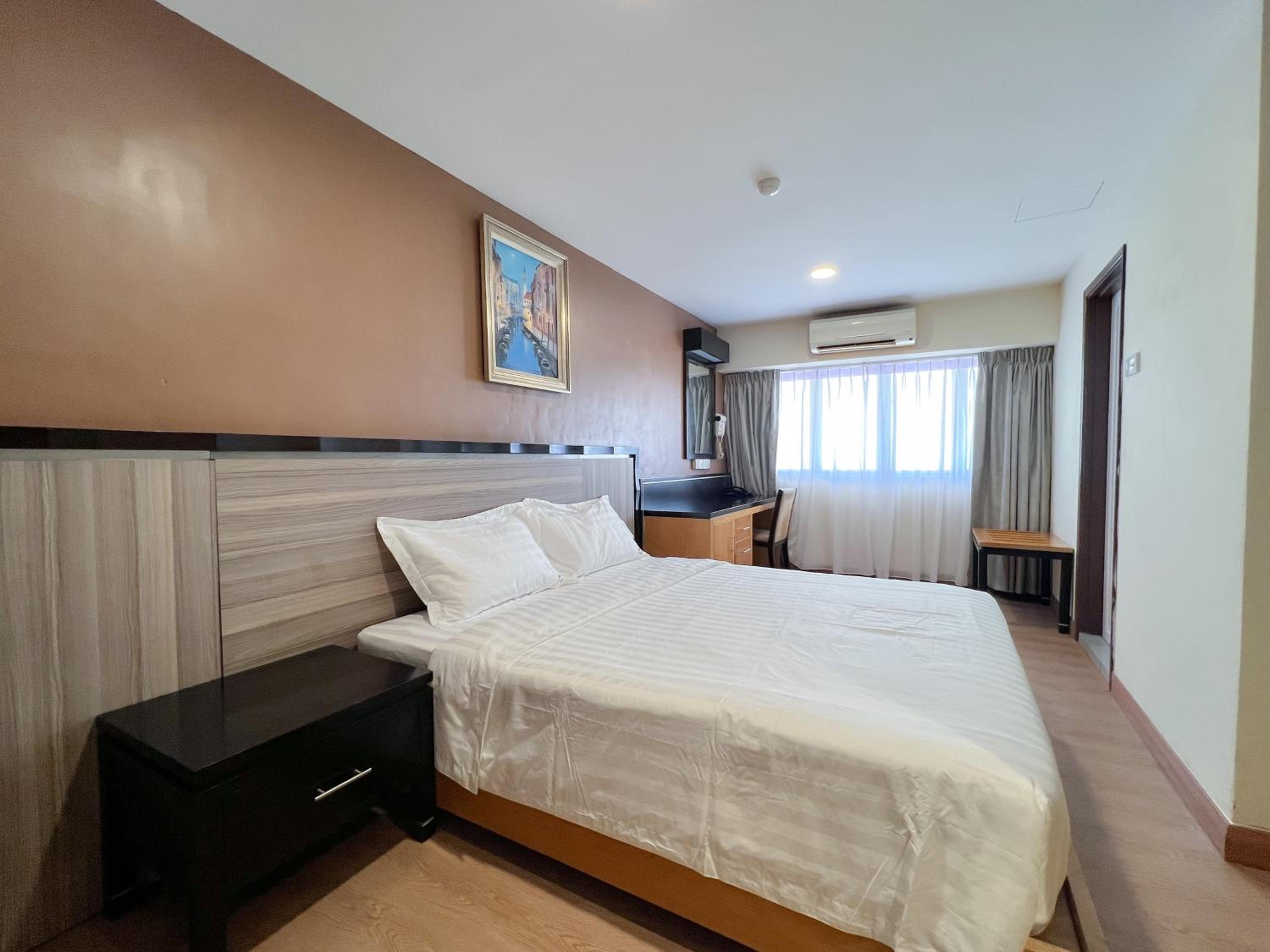 Deluxe Double Room - Photo 2