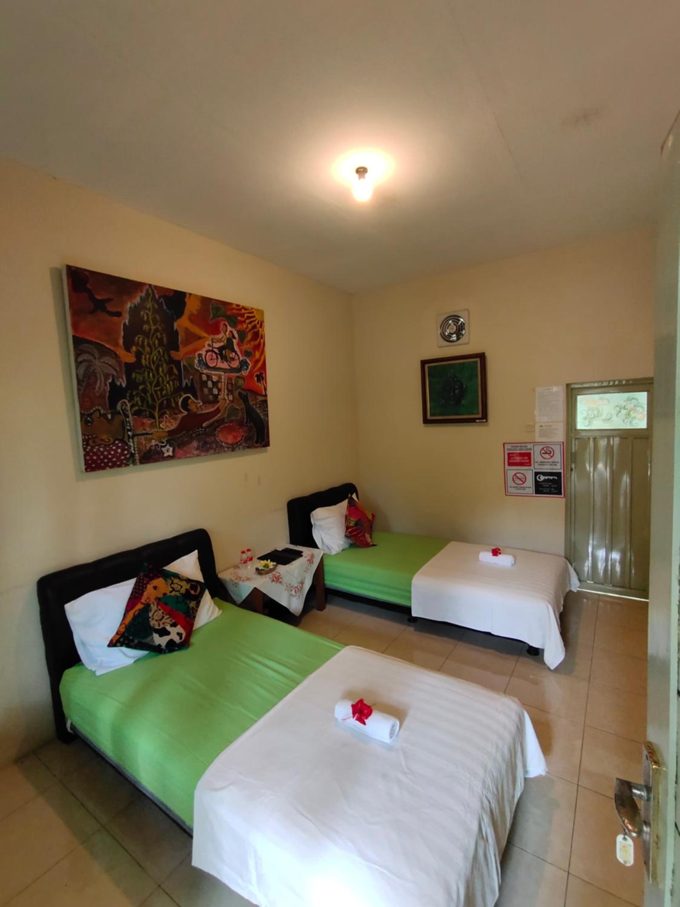 Standard Twin Room - Photo 1