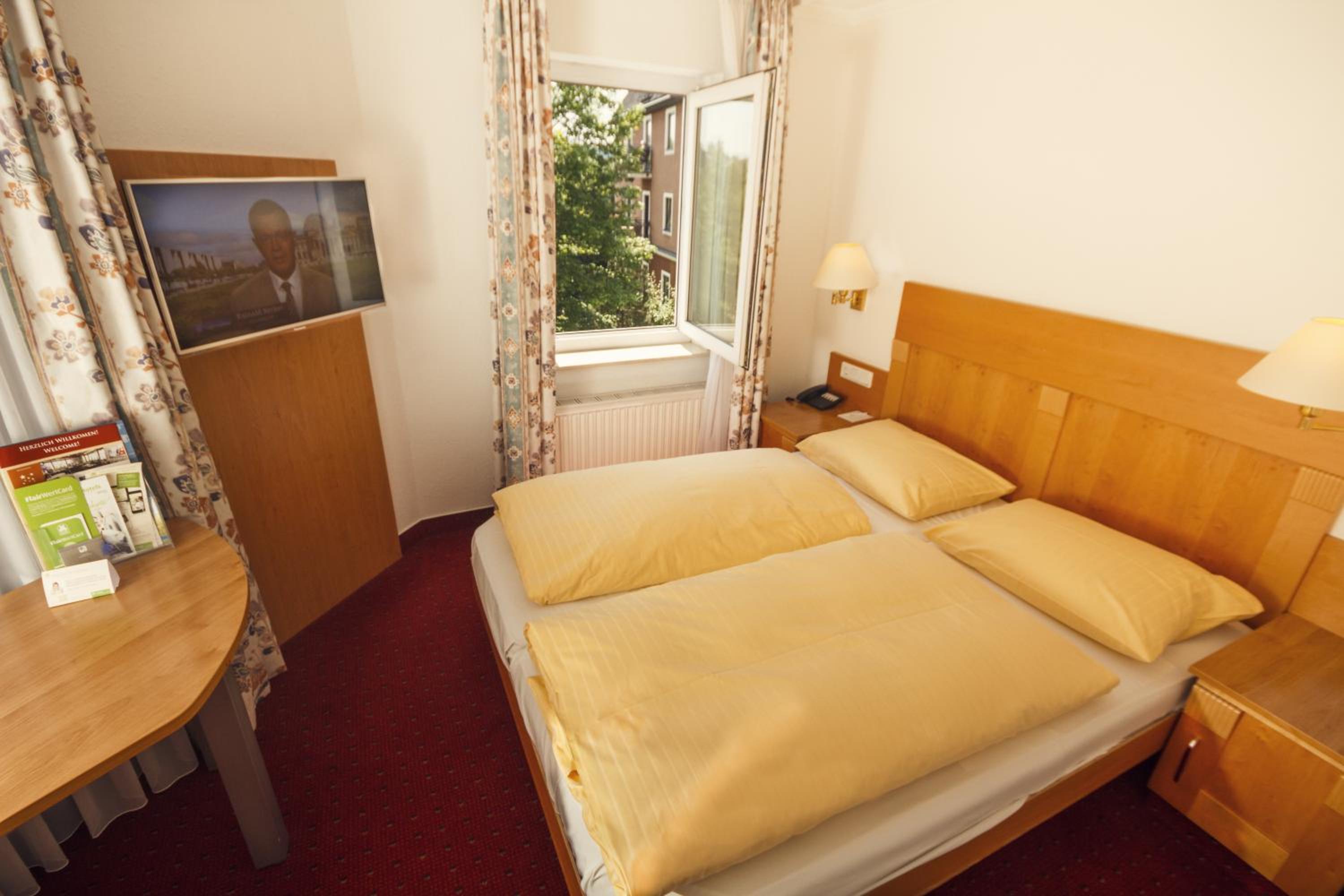 Double Room photo 3