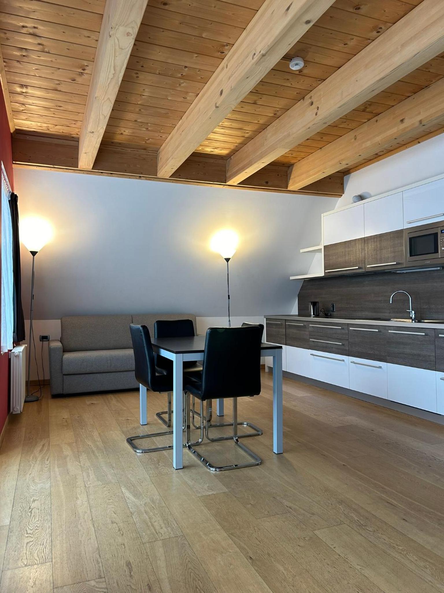Two-Bedroom Apartment - Photo 5
