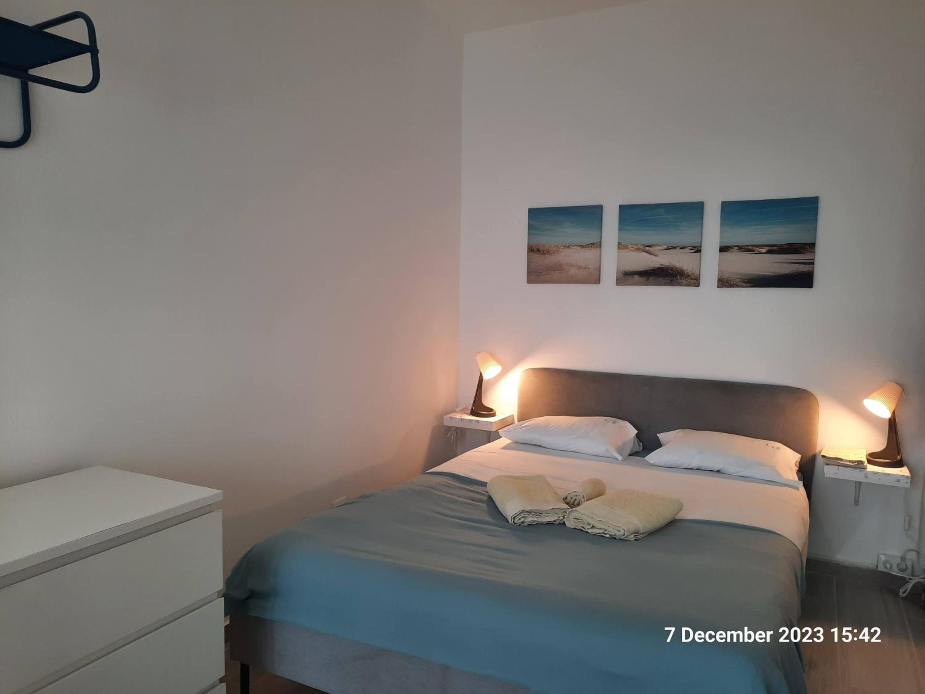 Triple Room with Shared Bathroom