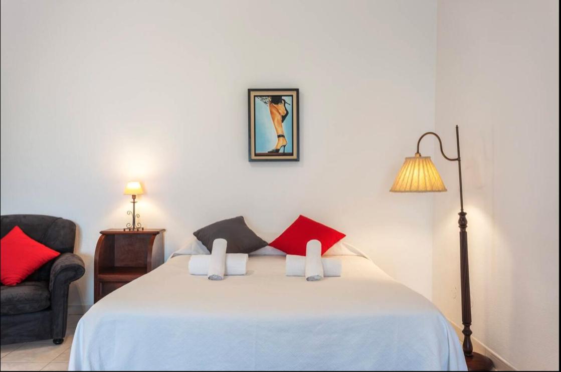 Quadruple Room with Shared Bathroom