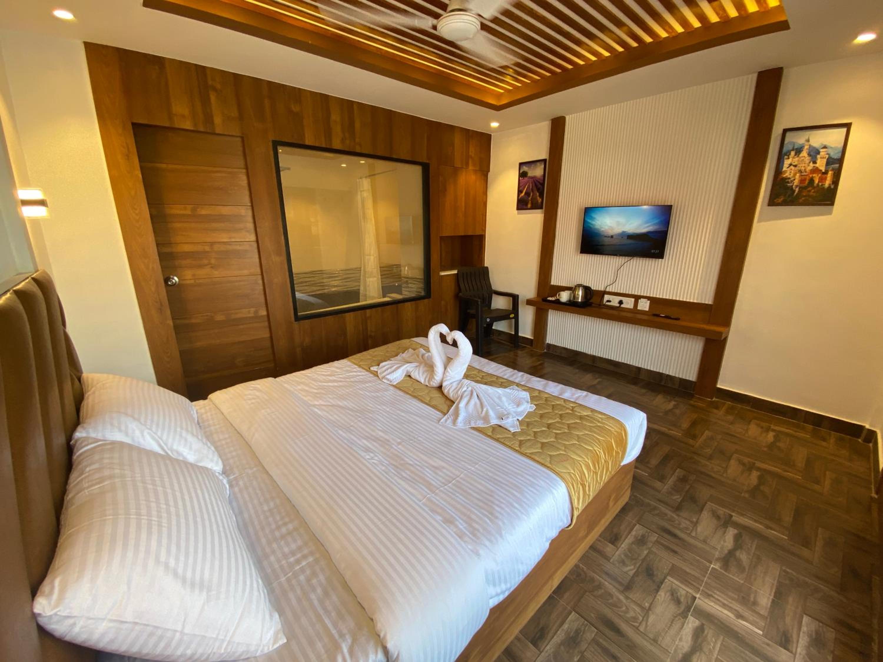 Deluxe Room - Photo 1