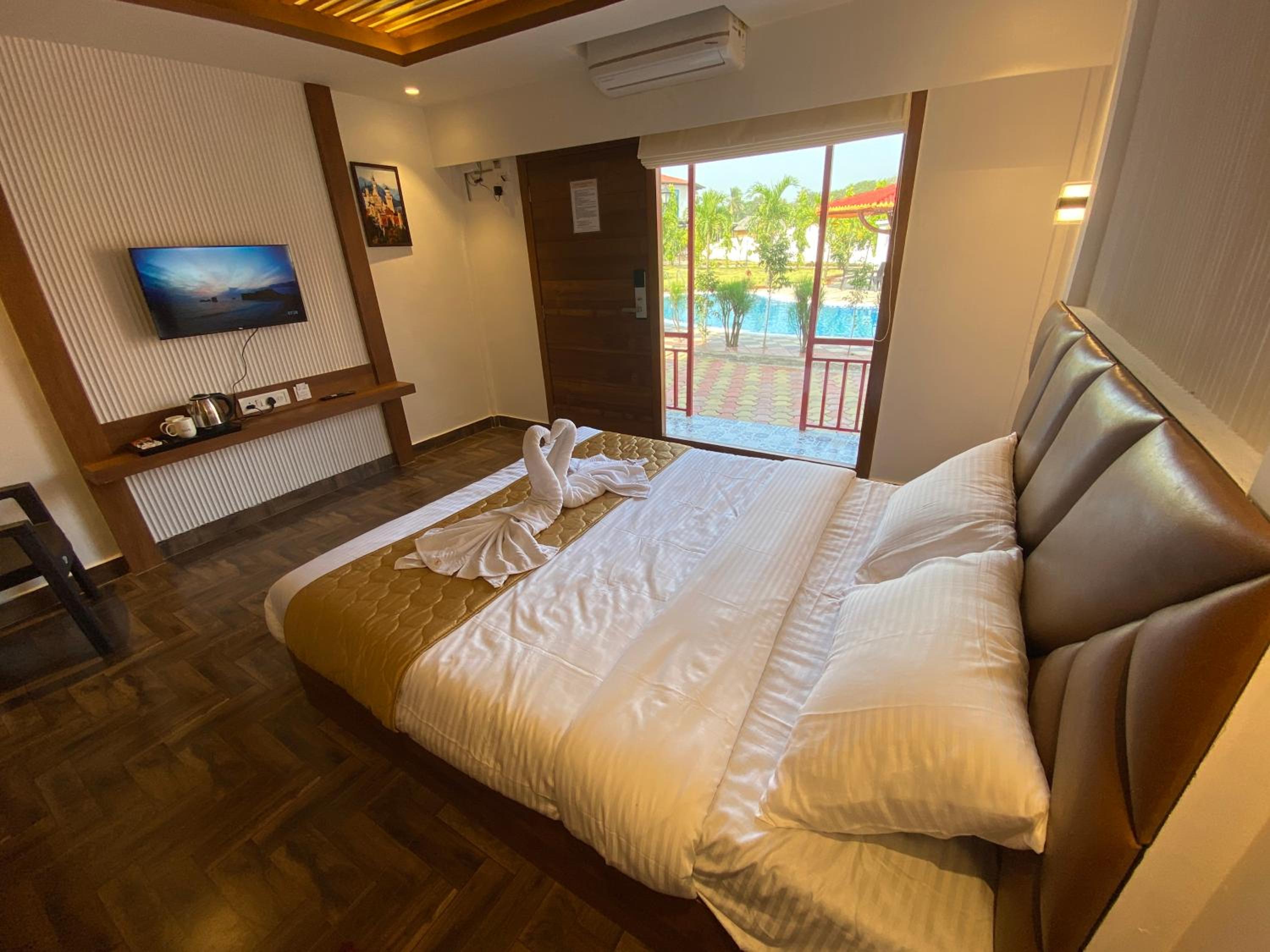 Deluxe Room - Photo 4