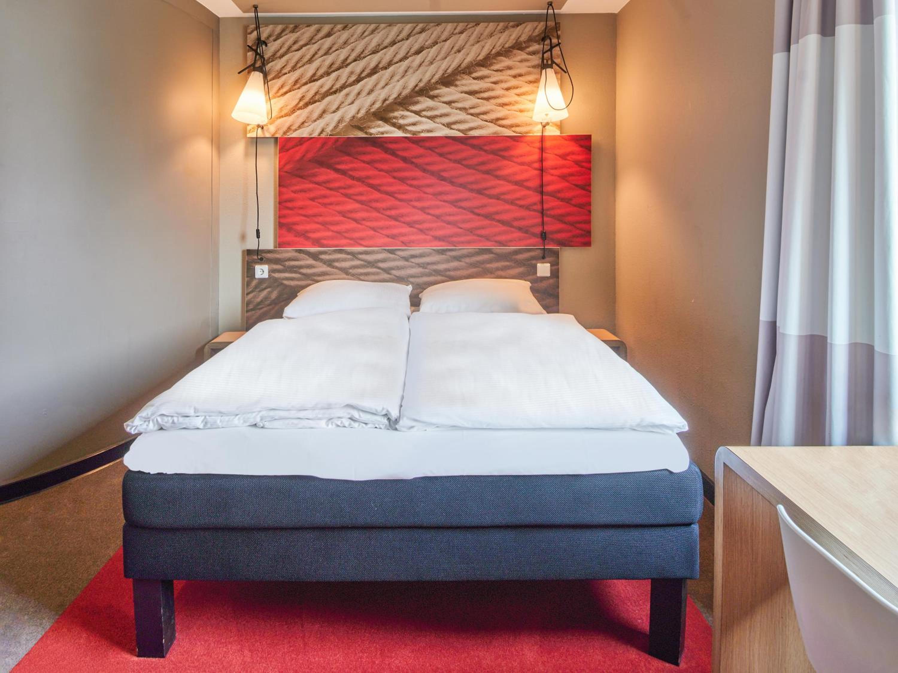 Standard Double Room - Photo 4