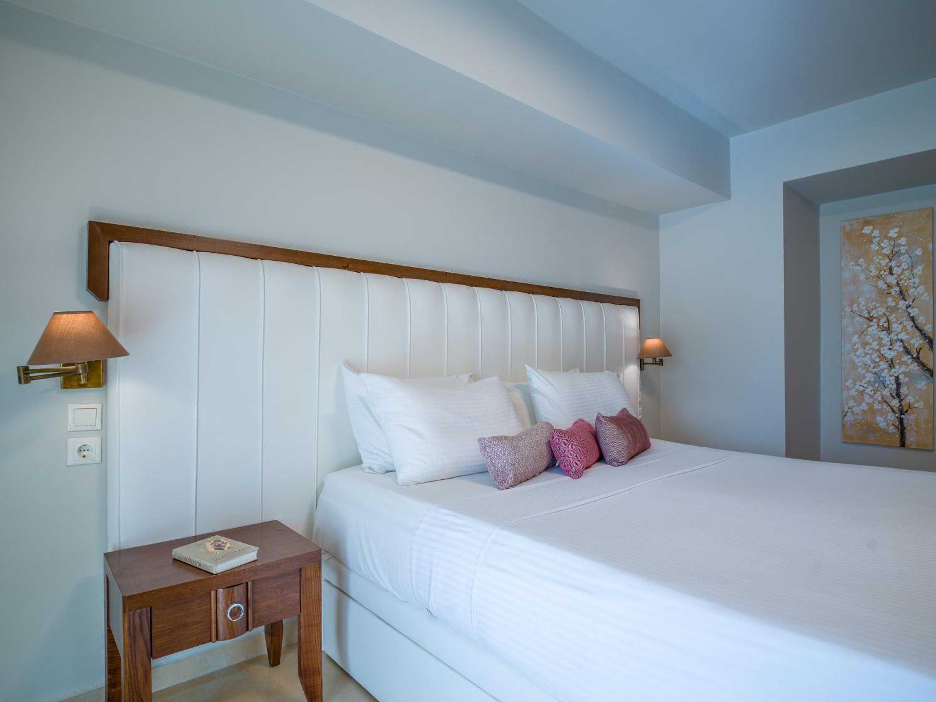 Executive Double Room with Sea View - Photo 4