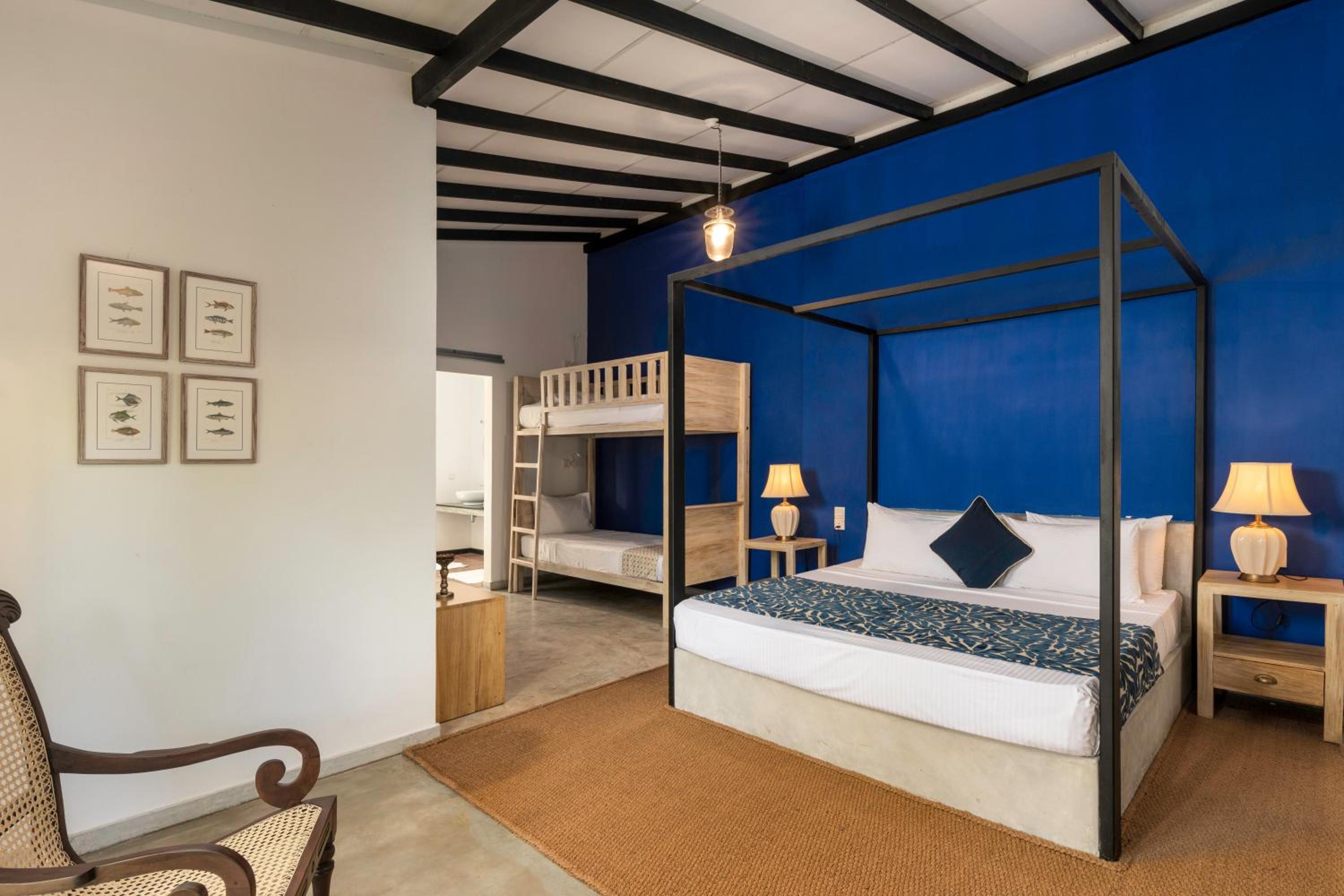 Family Room with refreshing mocktails, beachfront dining, evening tea with snacks at Café Surf, and homemade ice cream.