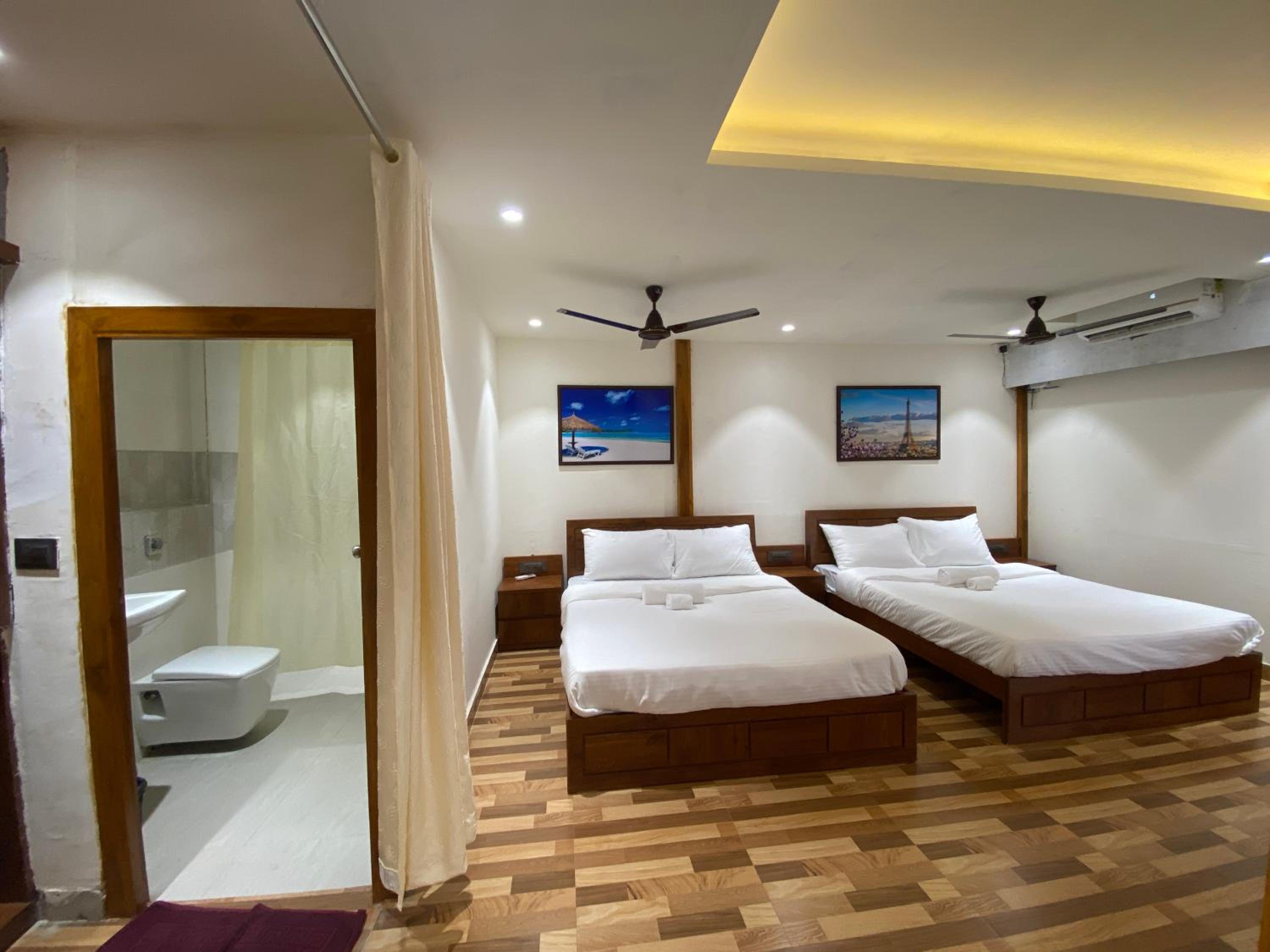 Small Double Room - Photo 7