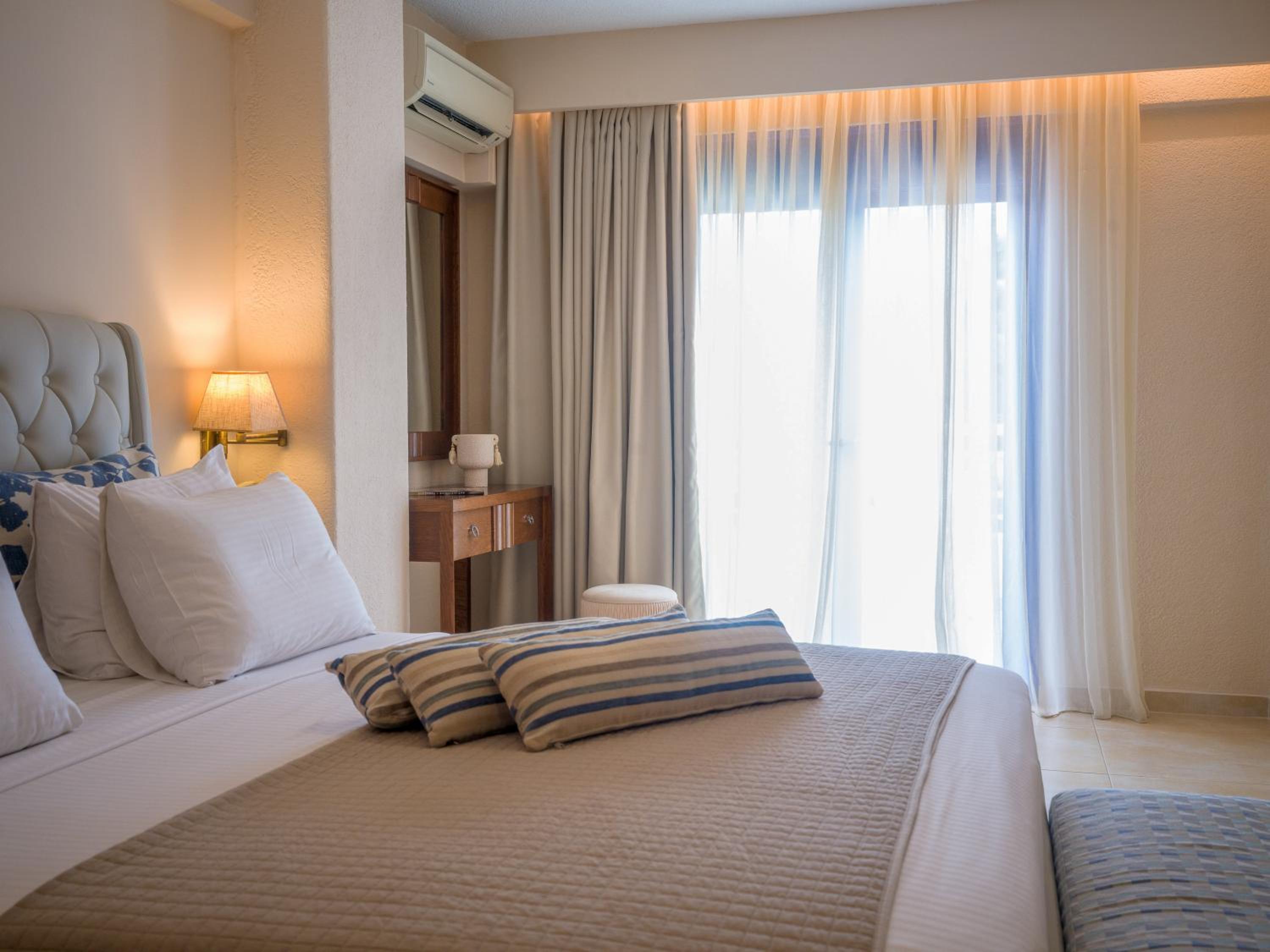 Standard Double Room - Photo 2