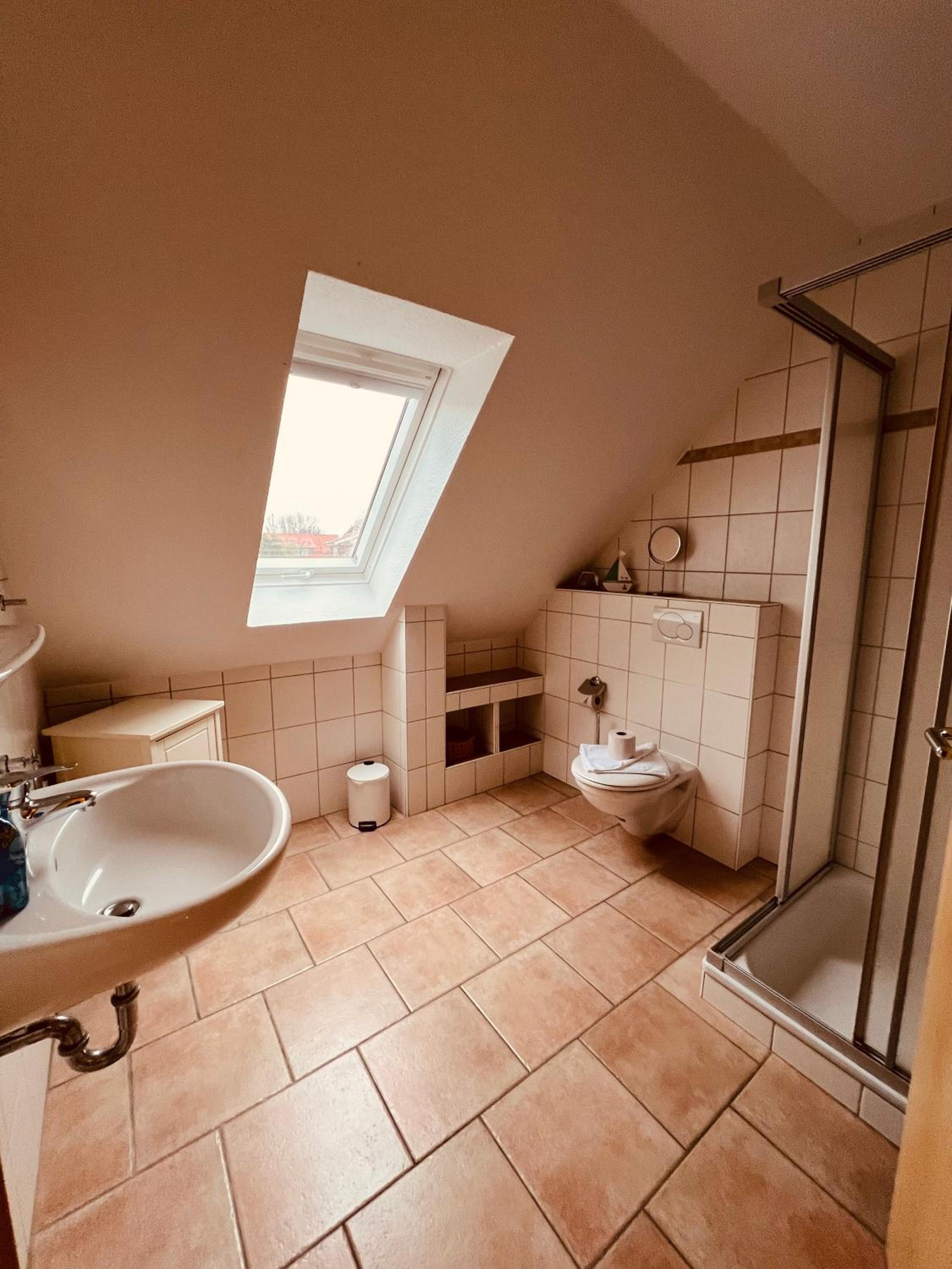 Three-Bedroom House photo 3