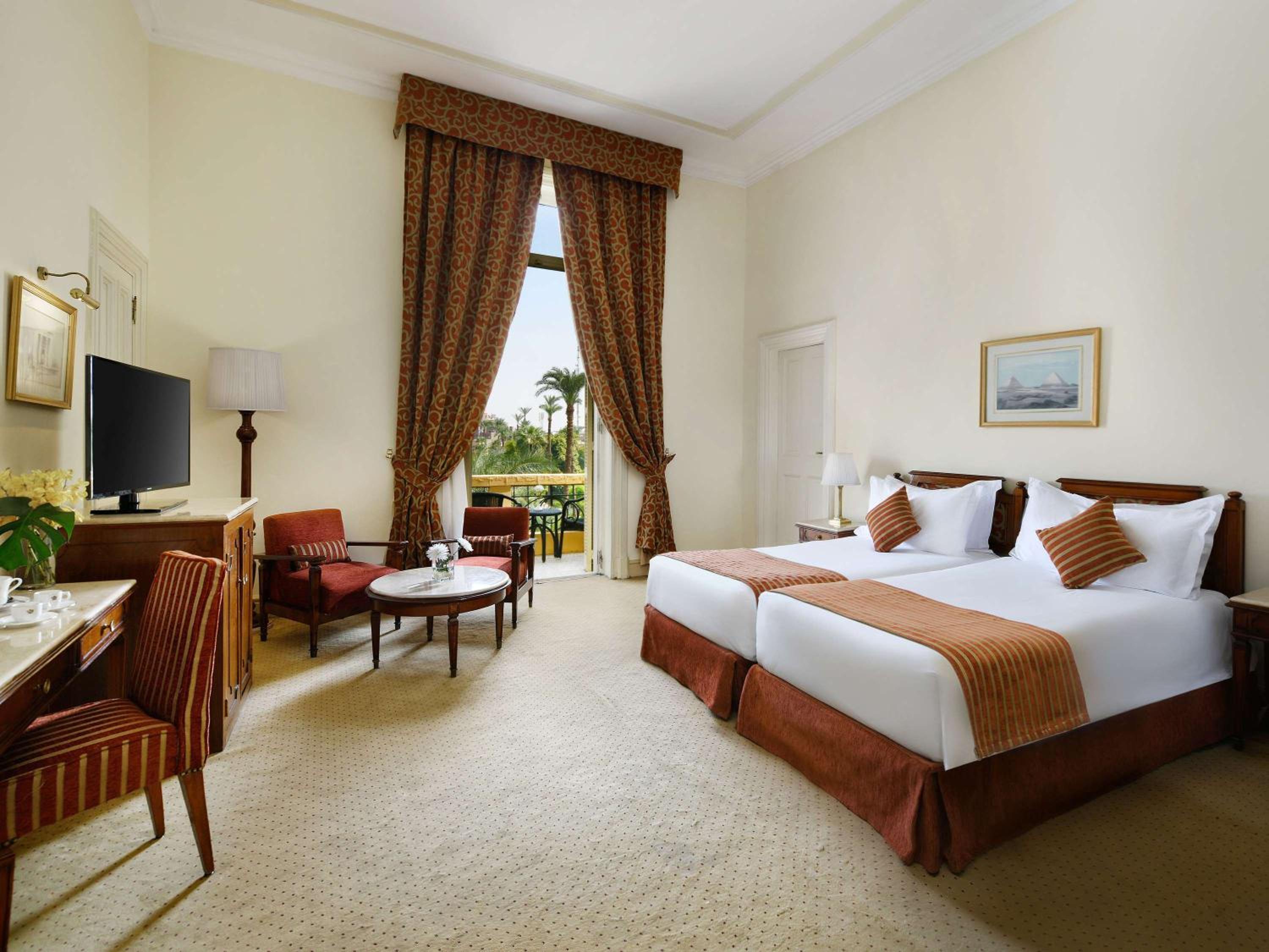 Luxury King Room with River View photo 2