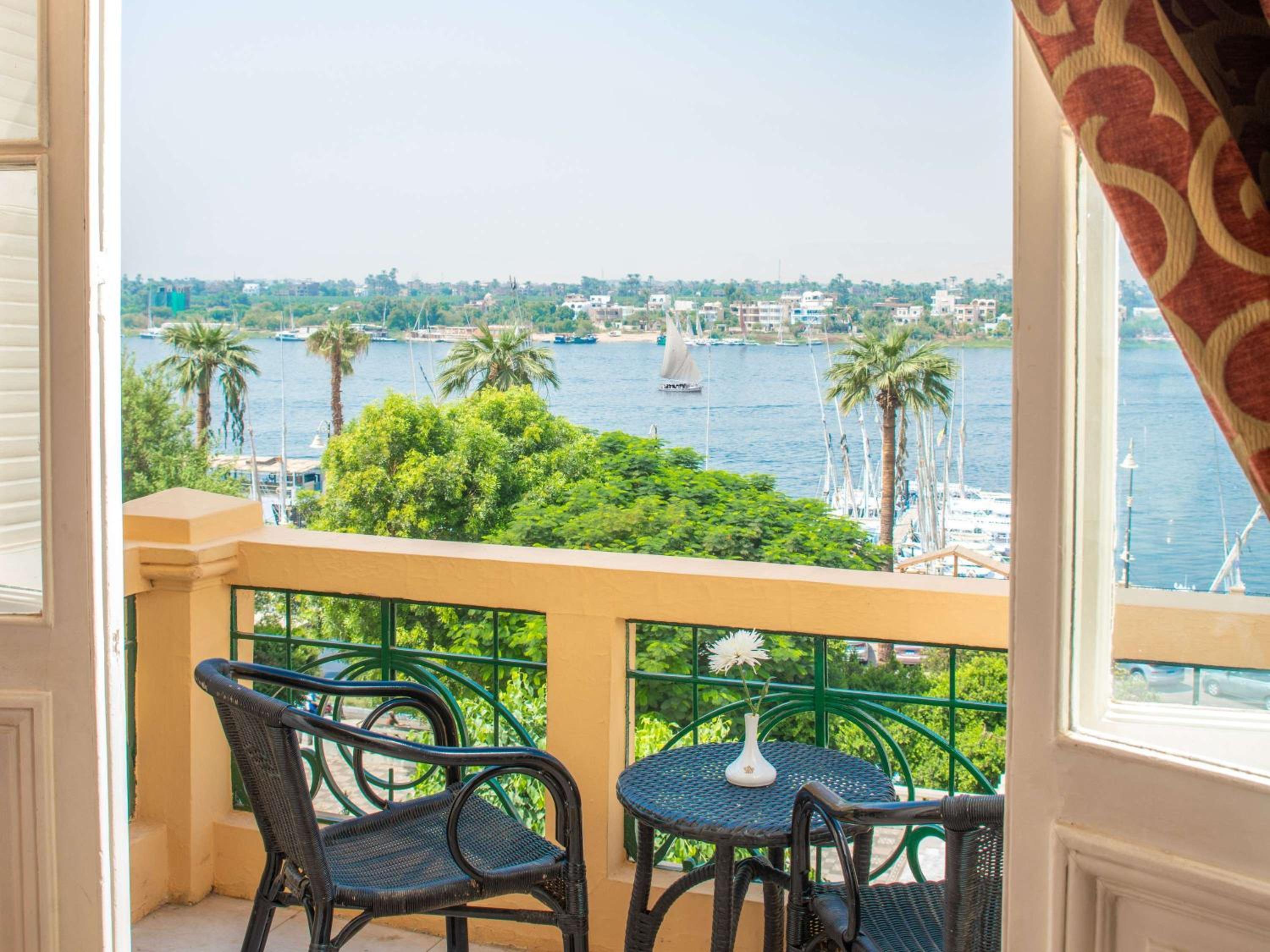 Luxury King Room with River View photo 3