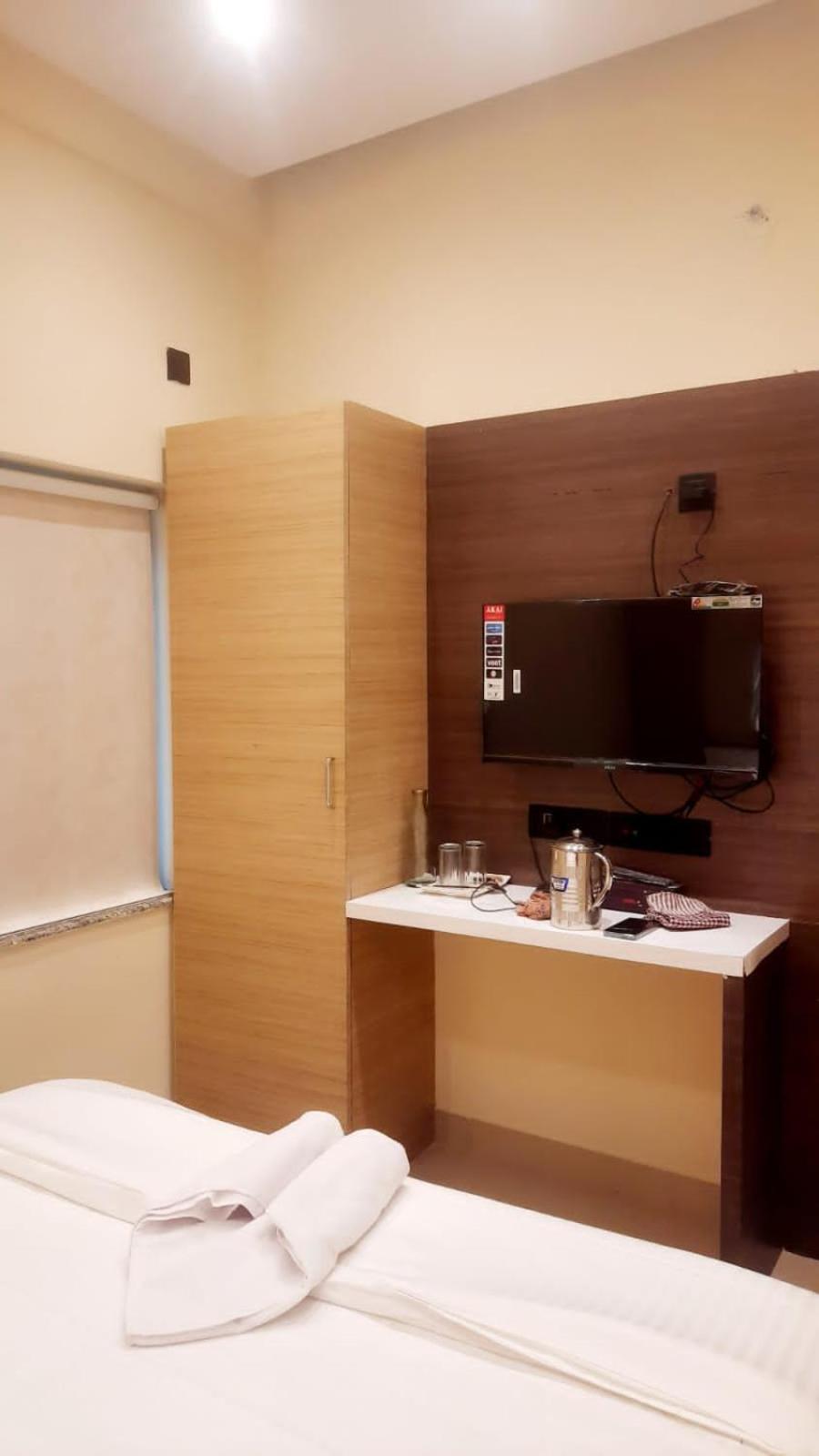 Double Room - Photo 6