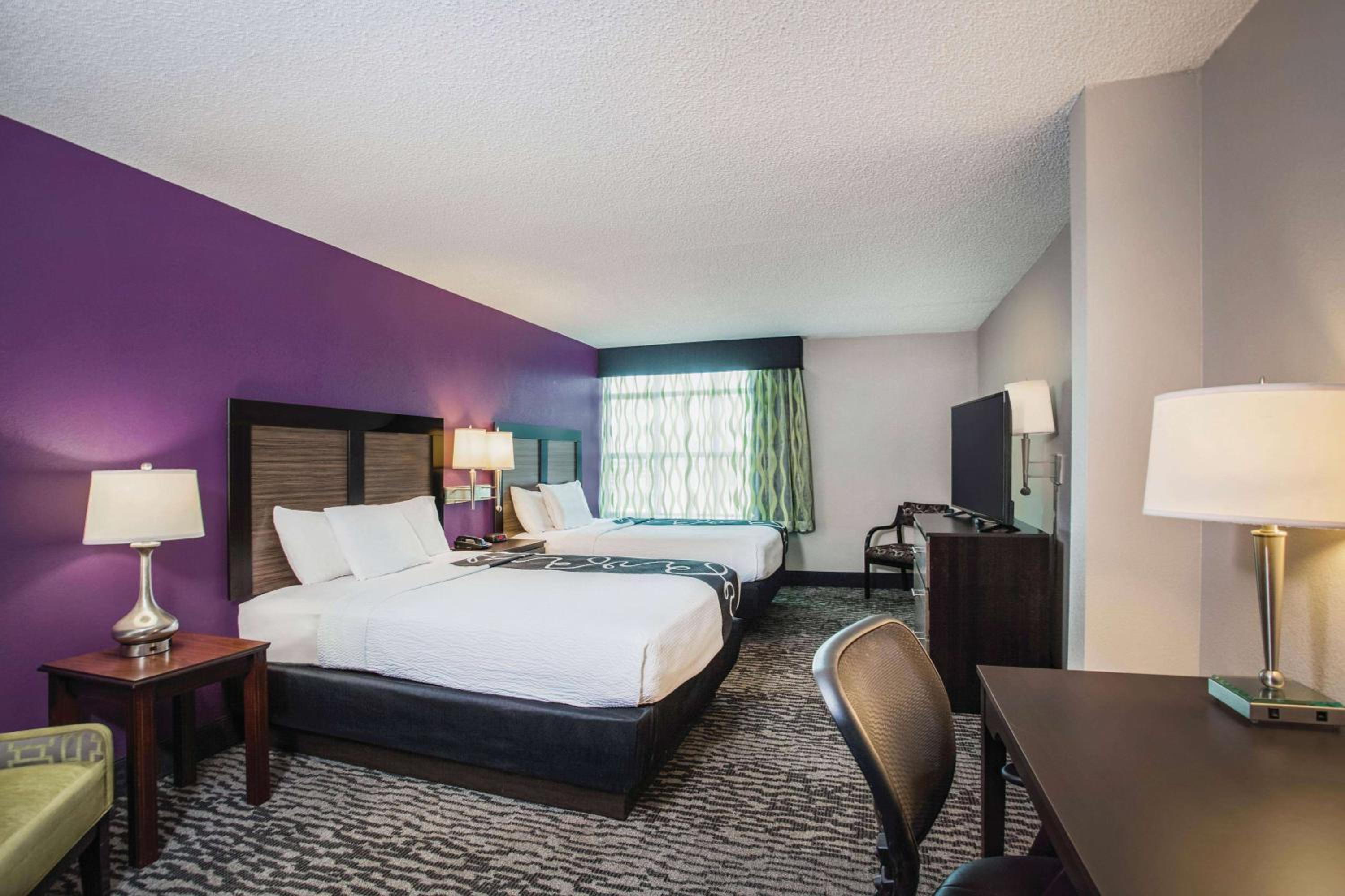 Queen Room with Two Queen Beds - Non-Smoking