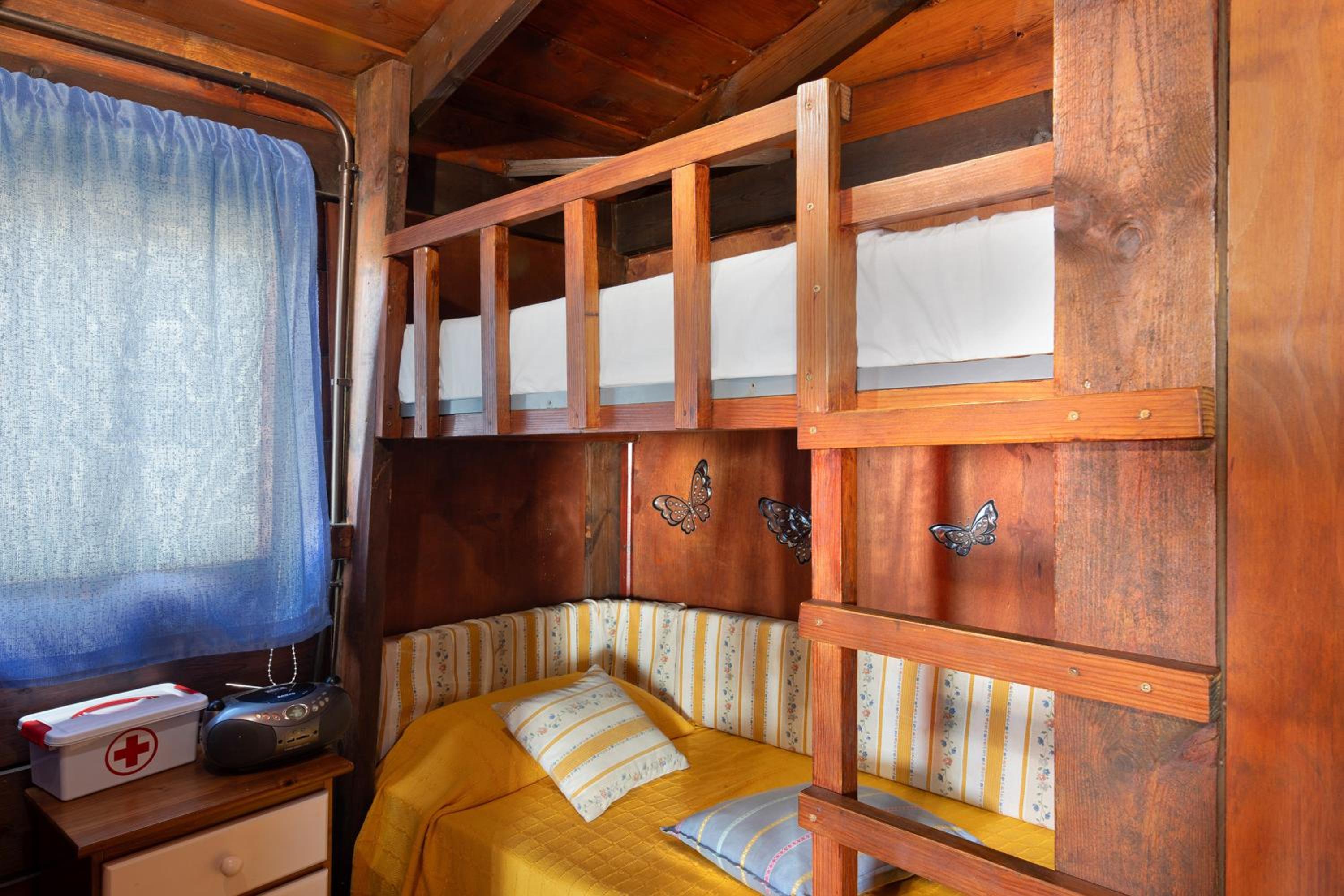 Two-Bedroom House photo 3