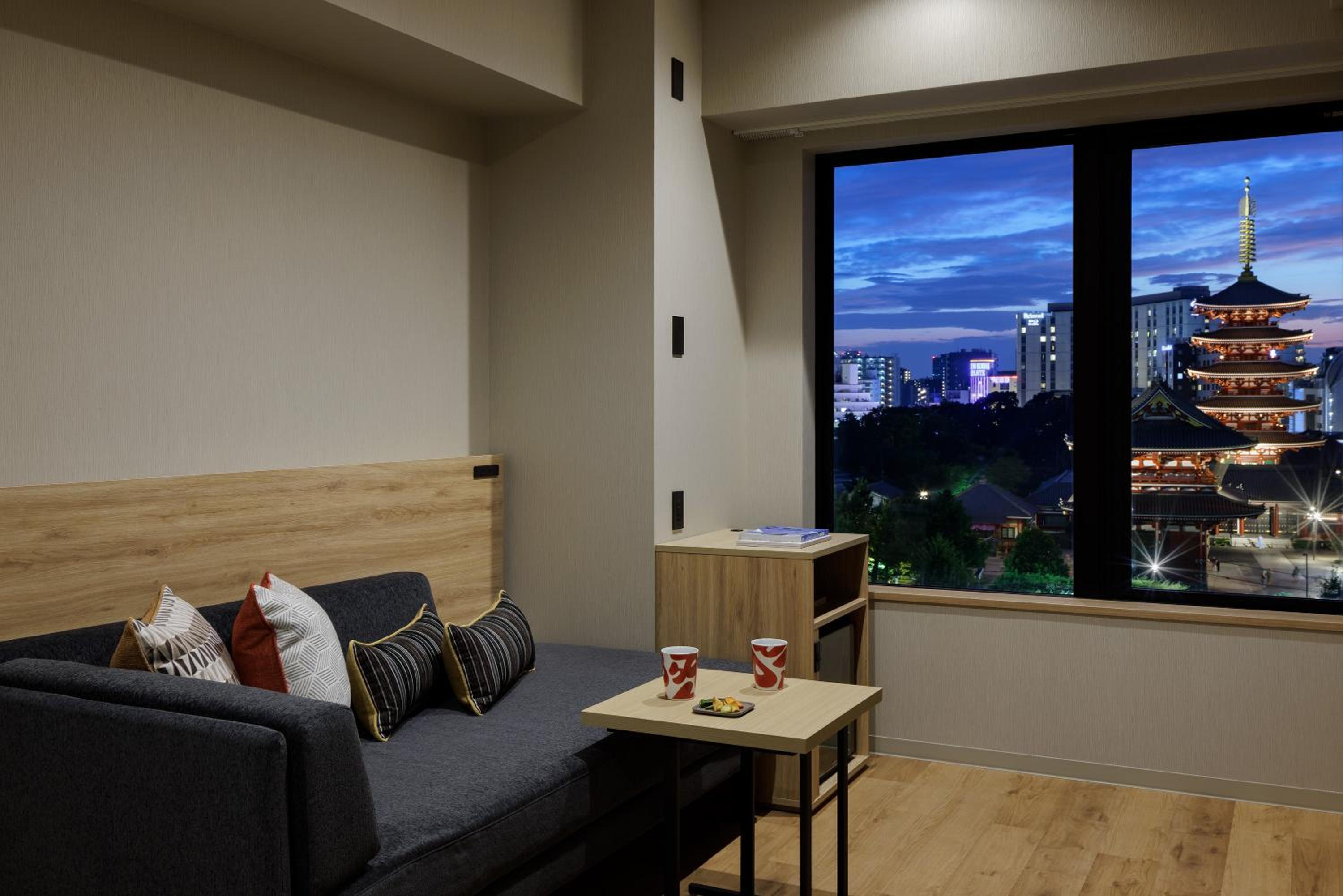 Twin Room with Sofa Bed photo 3