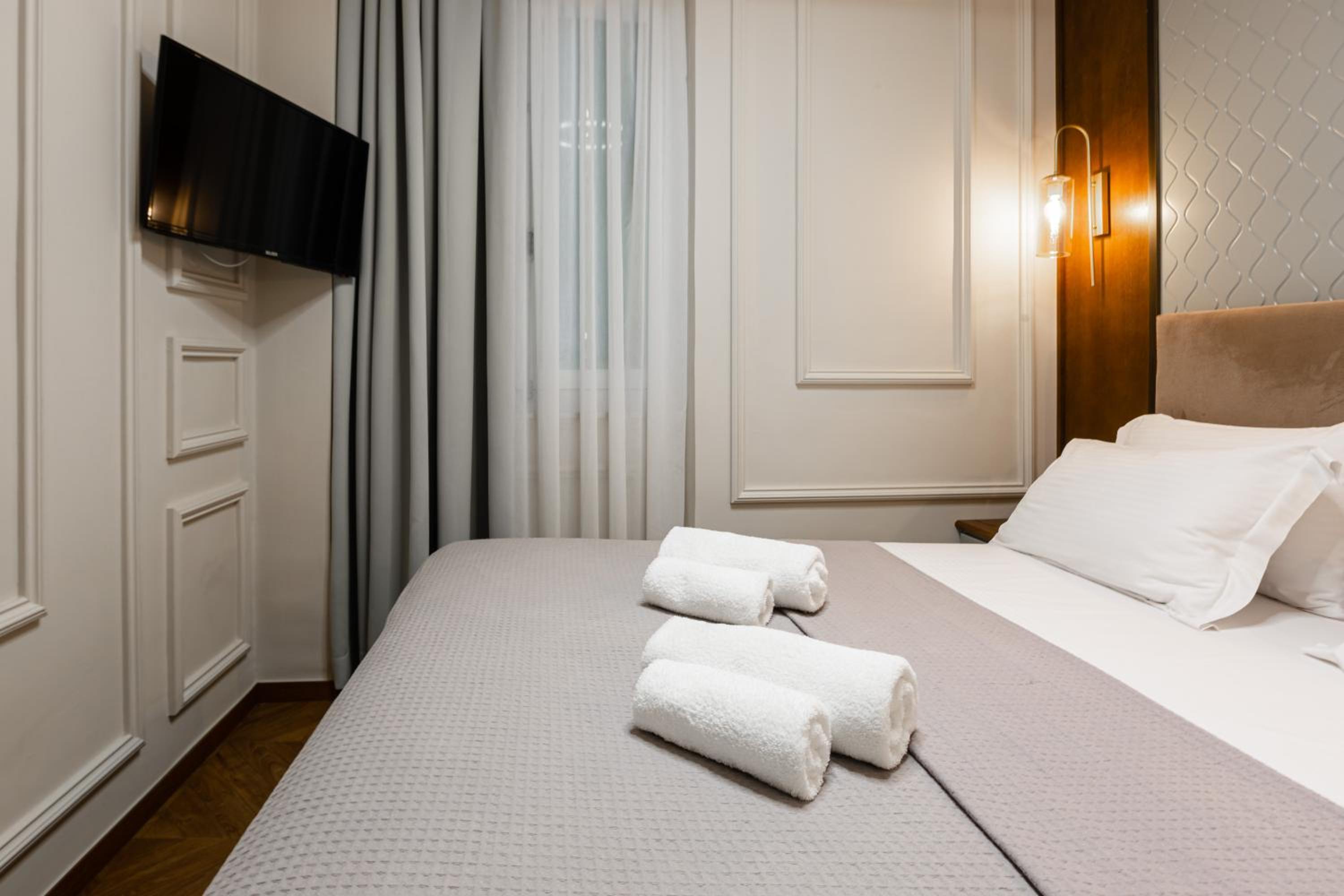Economy Double Room - Photo 1