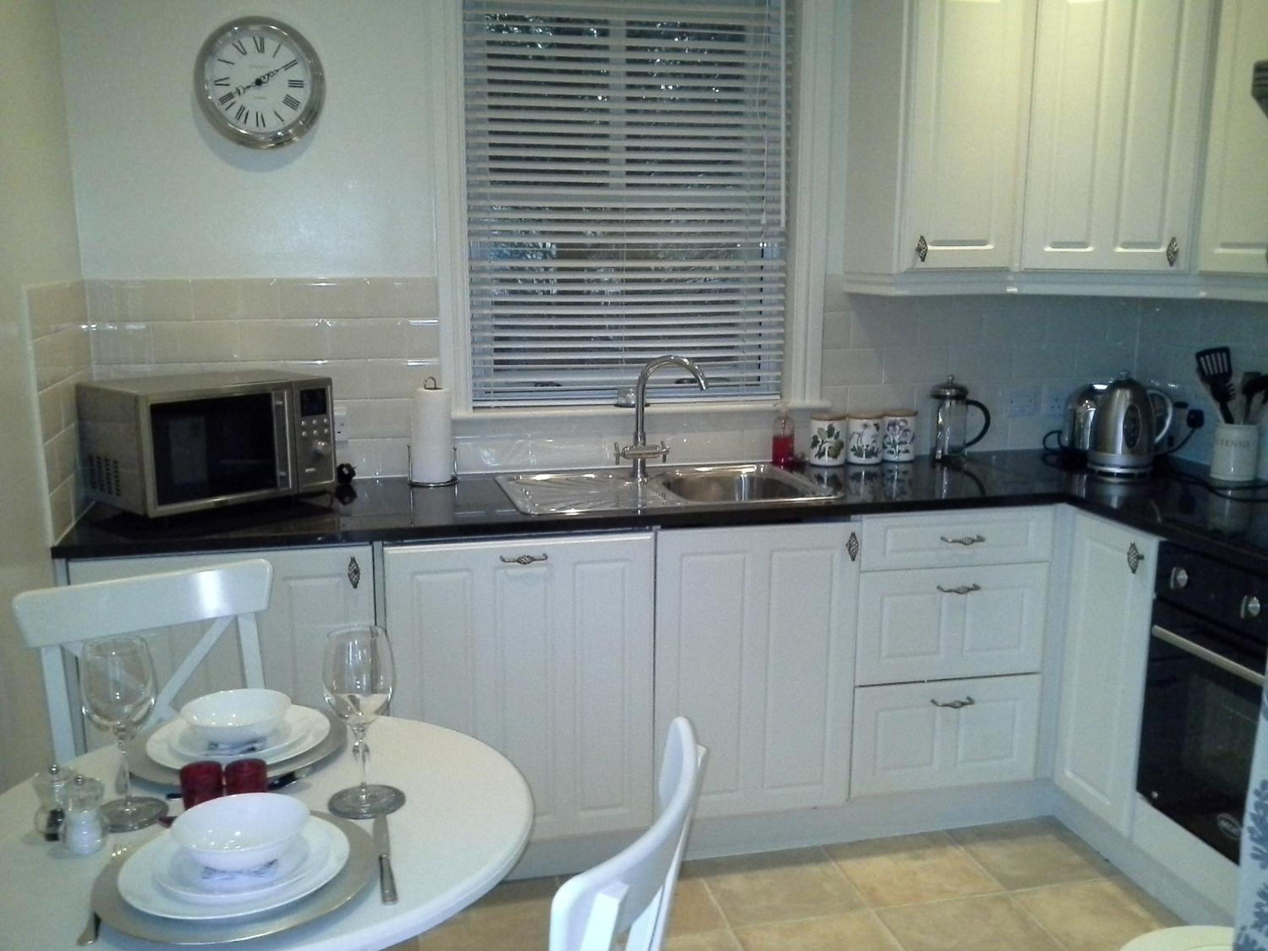 Studio Apartment photo 3