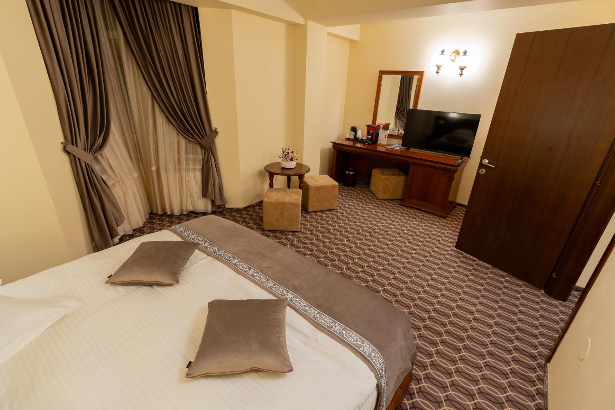 Standard Apartment **** - Photo 2