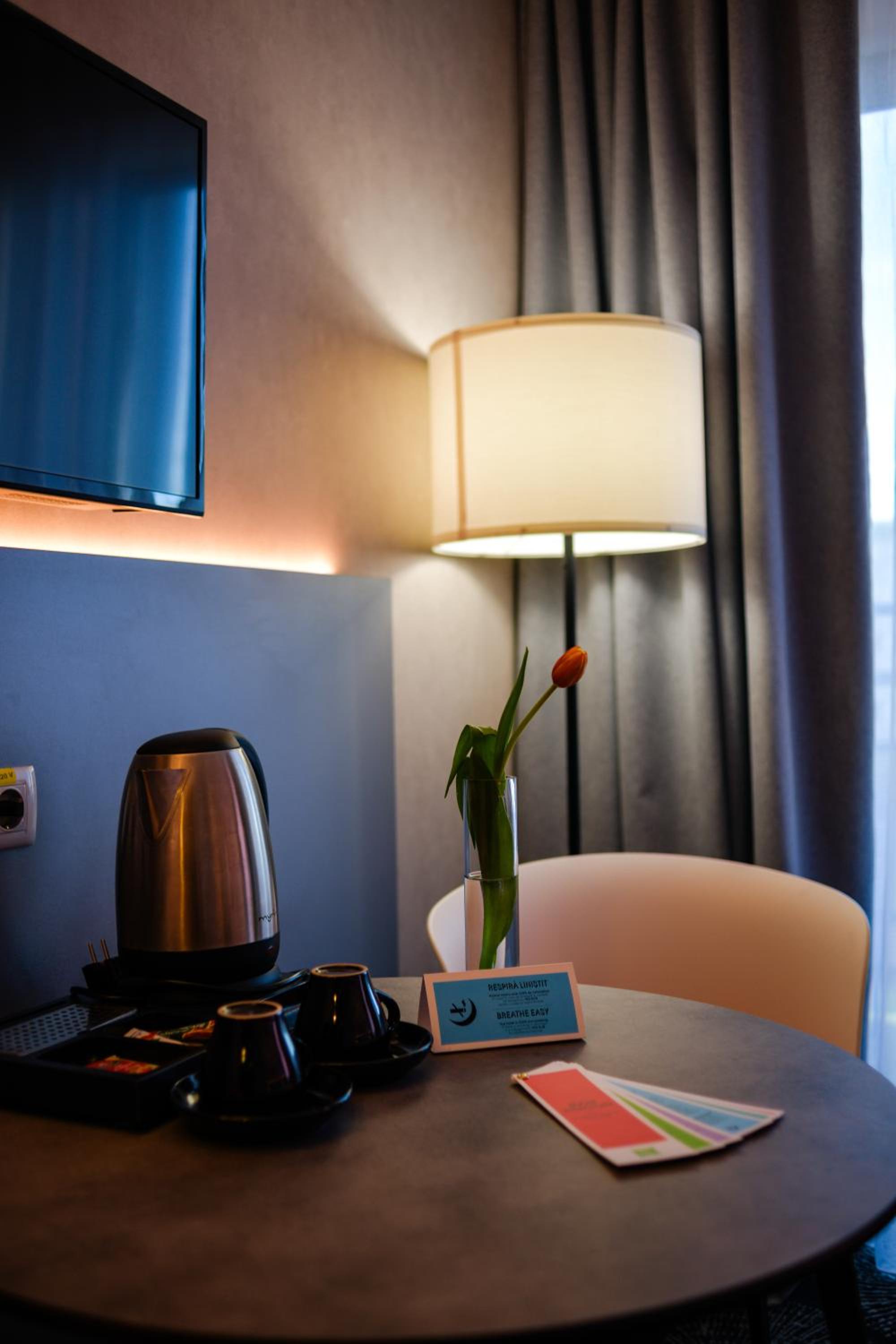 Standard Double Room - Photo 2
