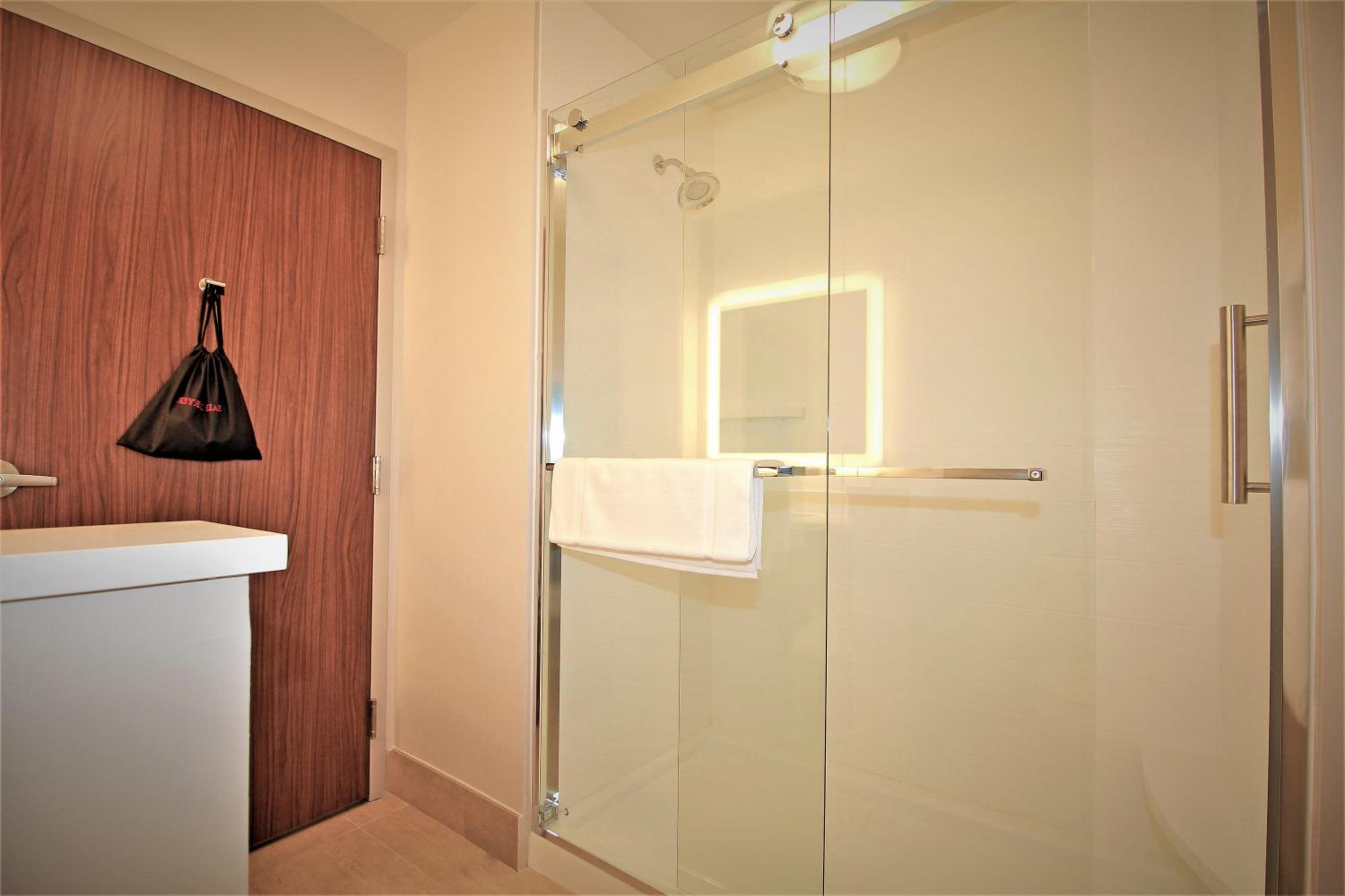 Standard Room photo 3