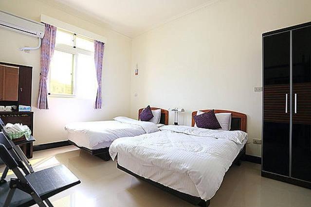 Double or Twin Room with Private Bathroom photo 1