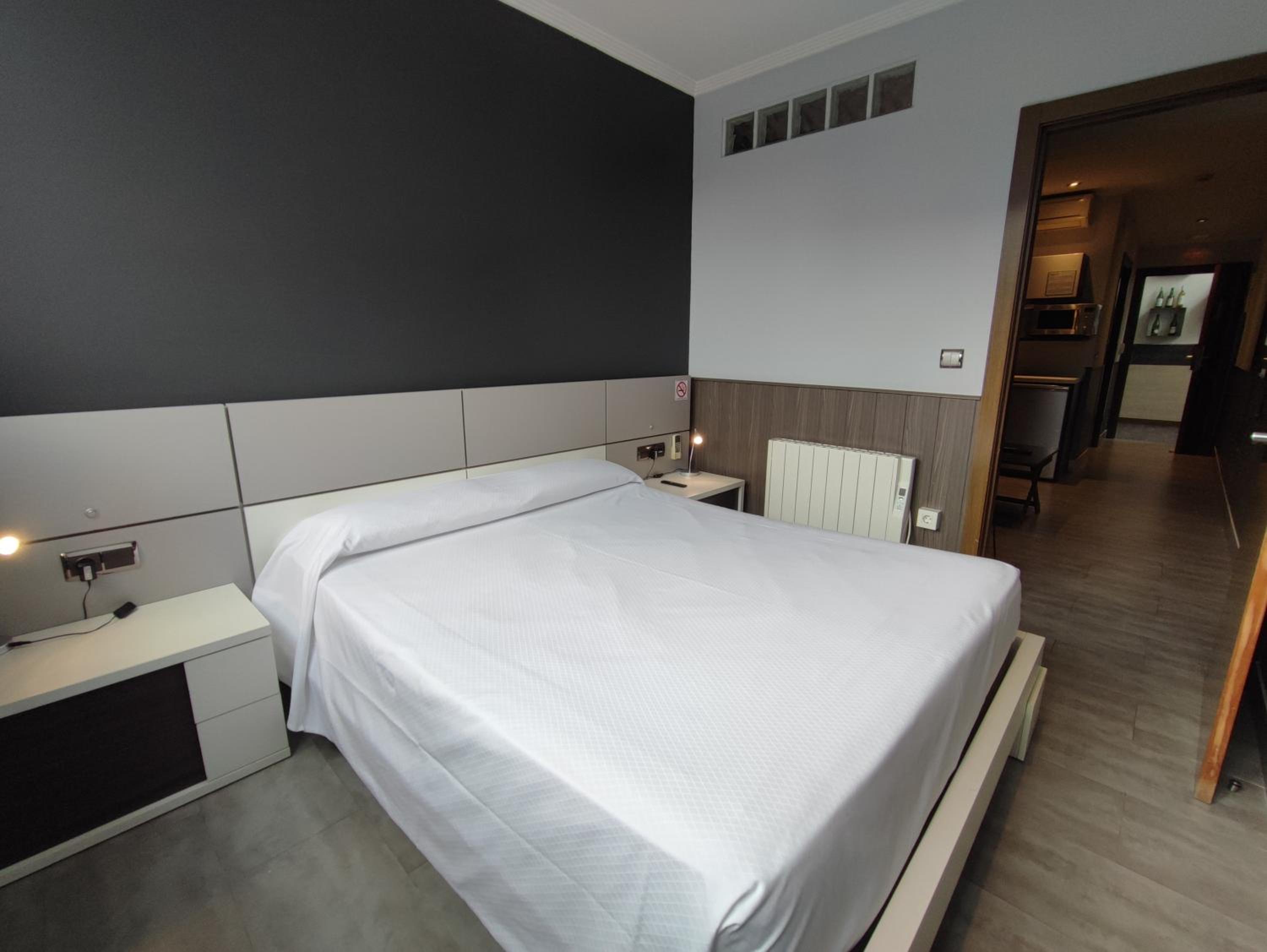 One-Bedroom Apartment (2 Adults) photo 3