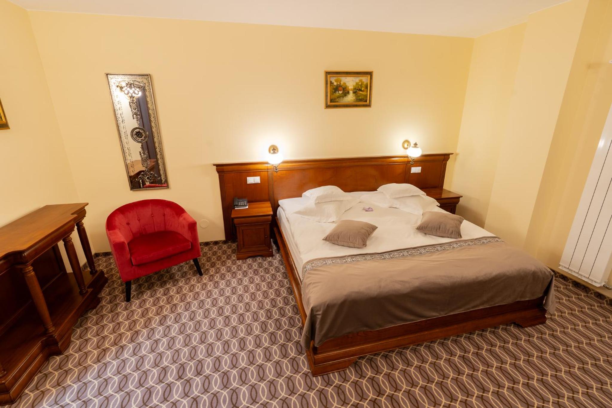 Superior Suite - Photo 3