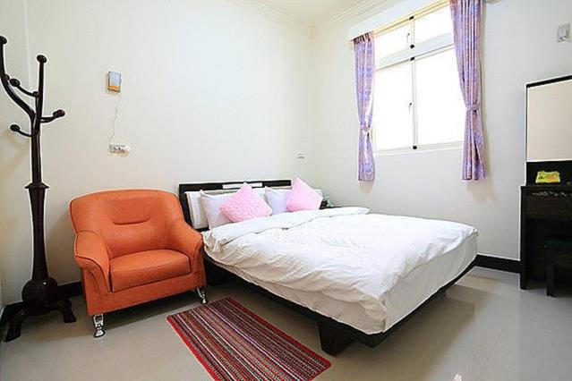 Standard Double Room with Shared Bathroom photo 1
