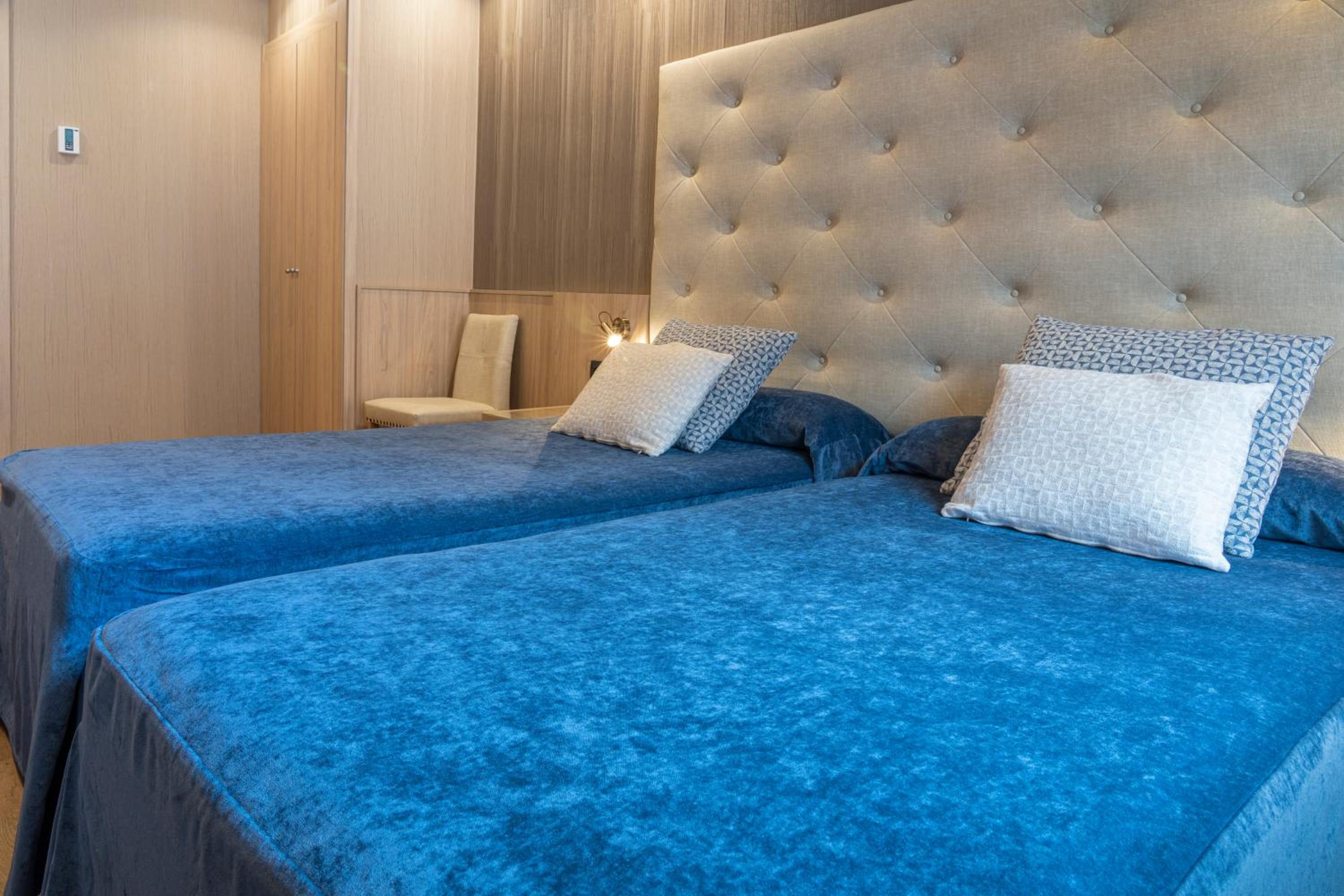 Double or Twin Room photo 2