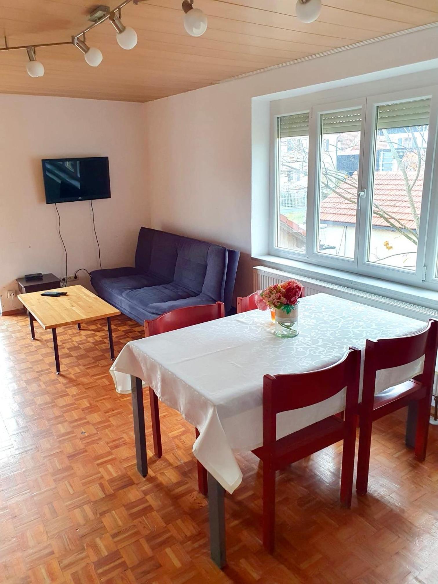 Two-Bedroom Apartment with River View photo 2