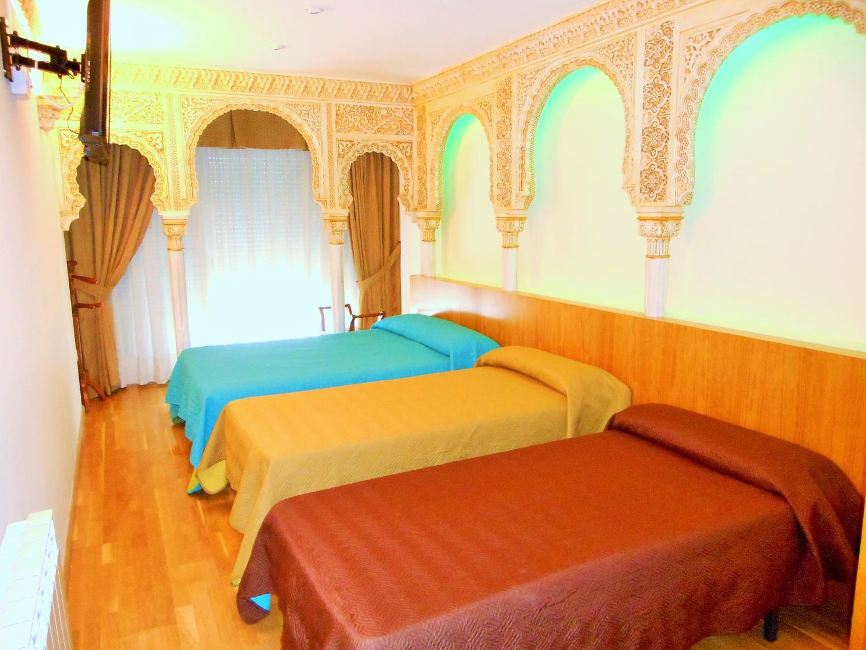 Comfort Triple Room - Photo 8