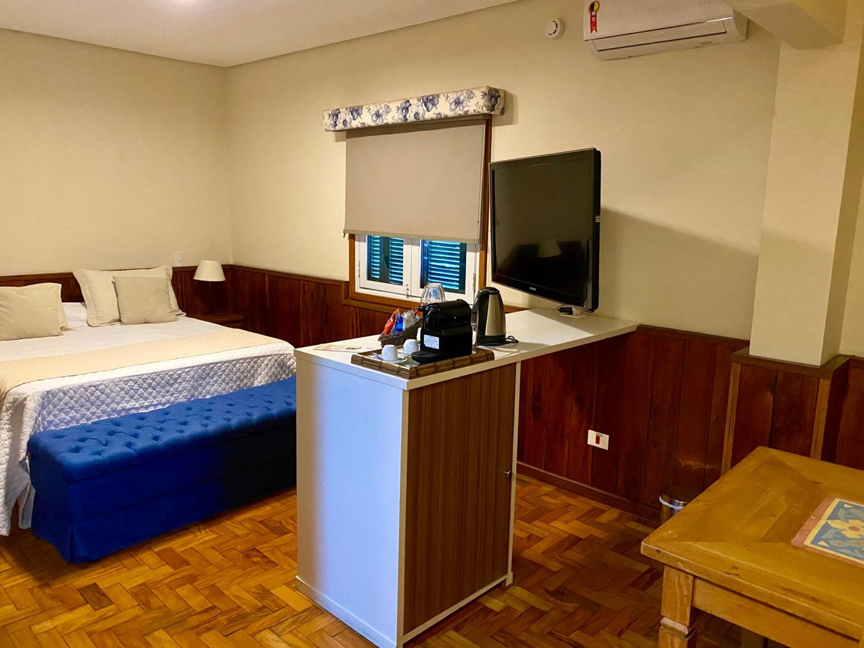 Large Double Room