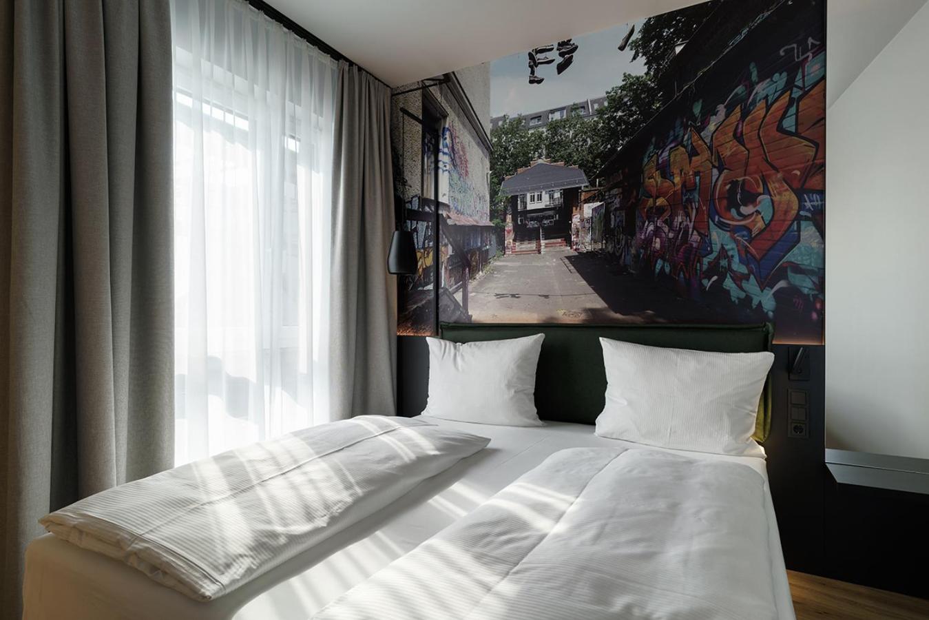 Comfort Room photo 2