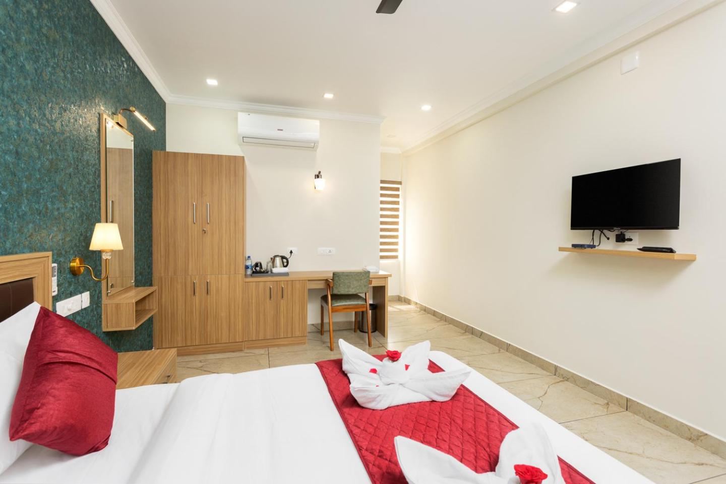 Double Room - Photo 10
