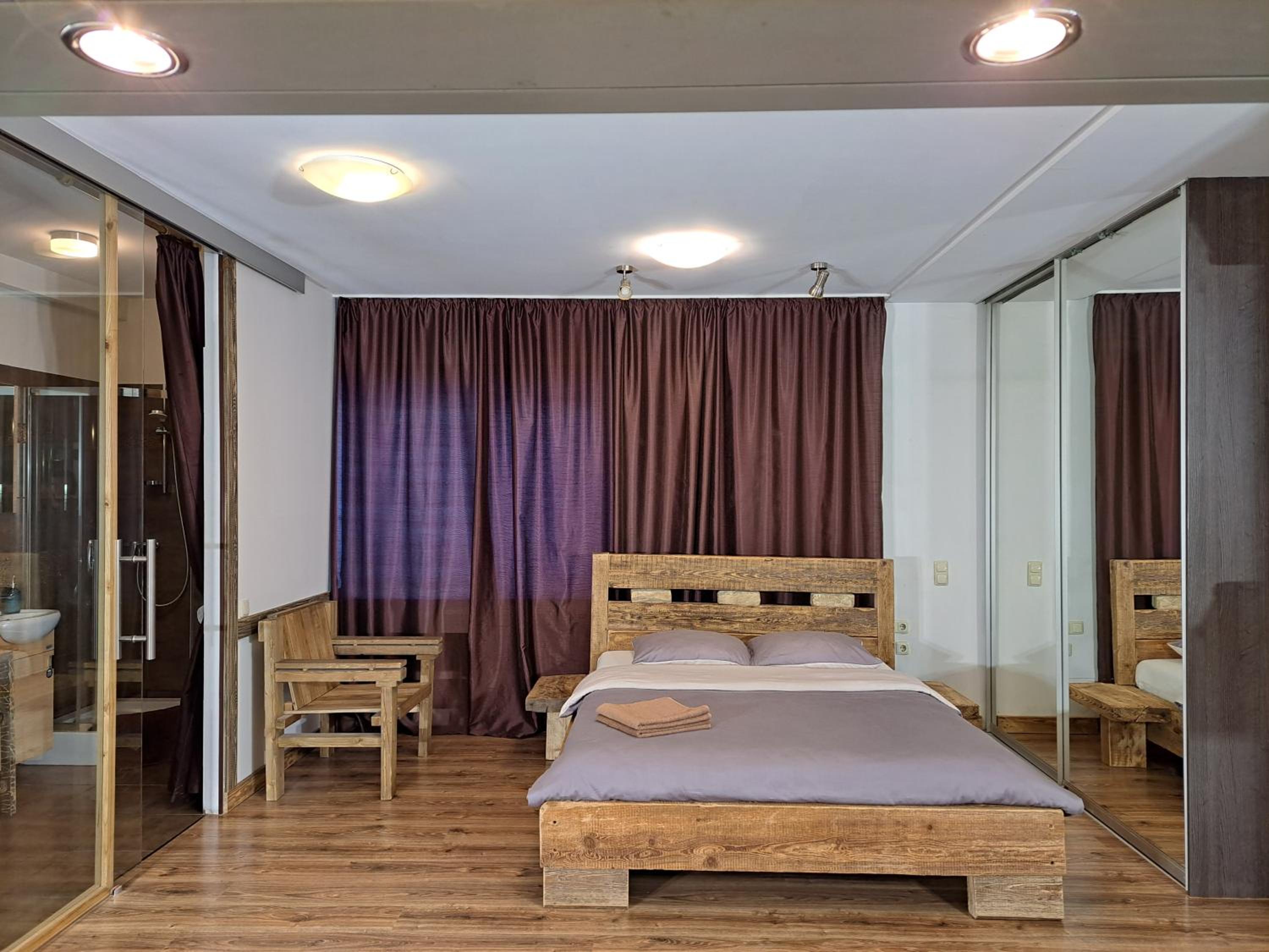 Studio Apartment photo 3
