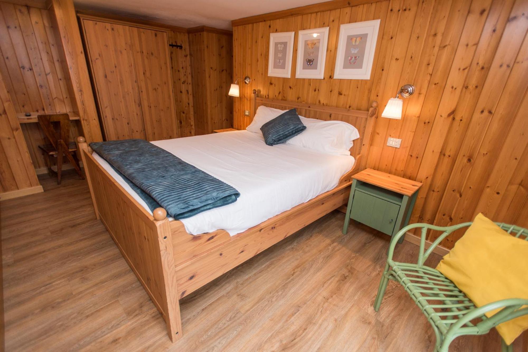 Double Room with Balcony photo 3