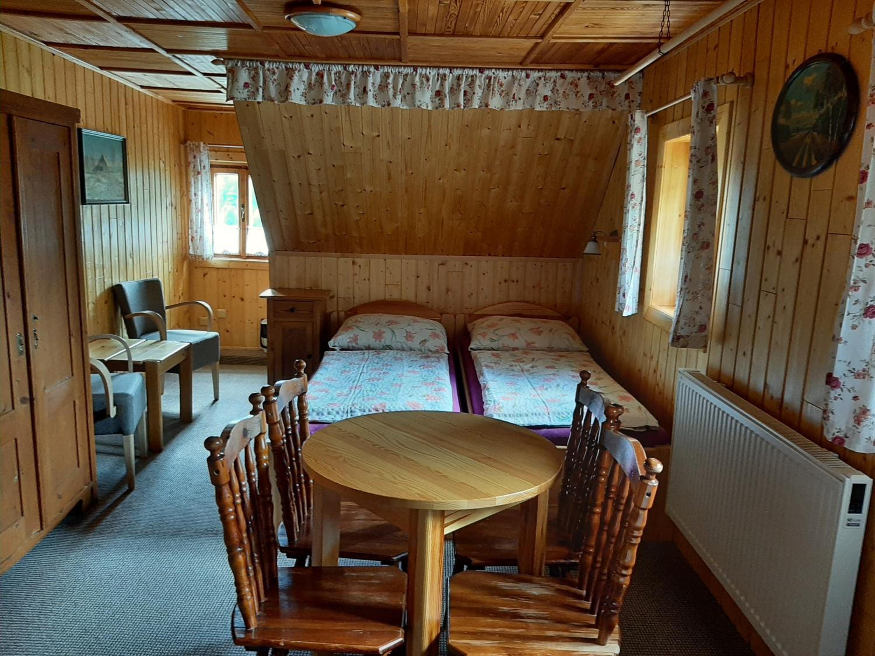 Quadruple Room with Private Bathroom photo 1