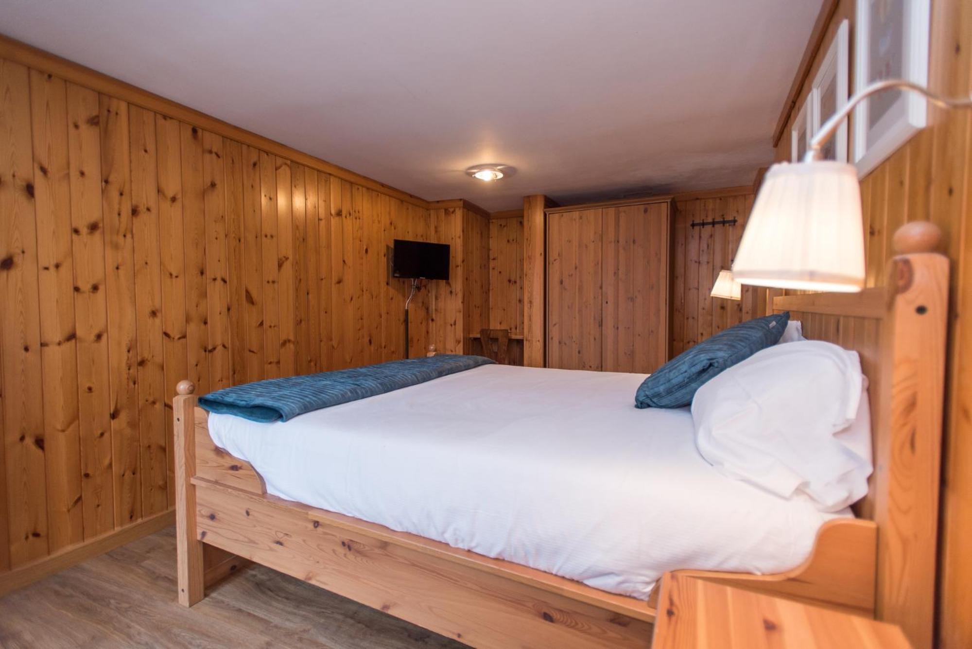 Double Room with Balcony photo 2