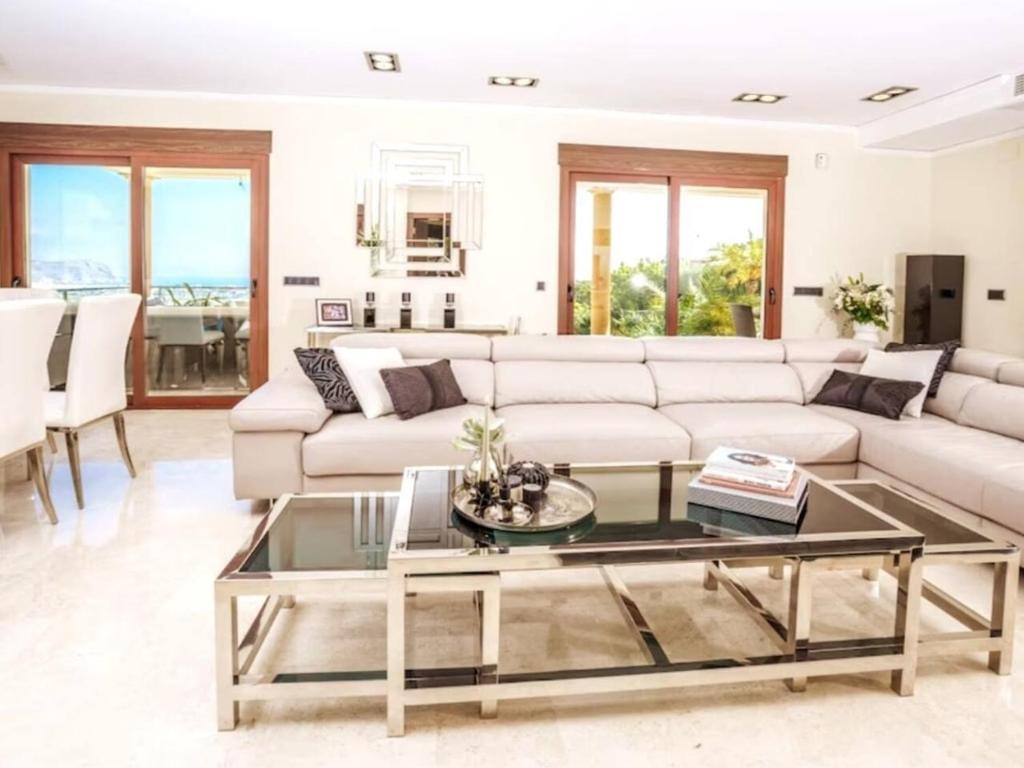 Villa con vistas al jardín