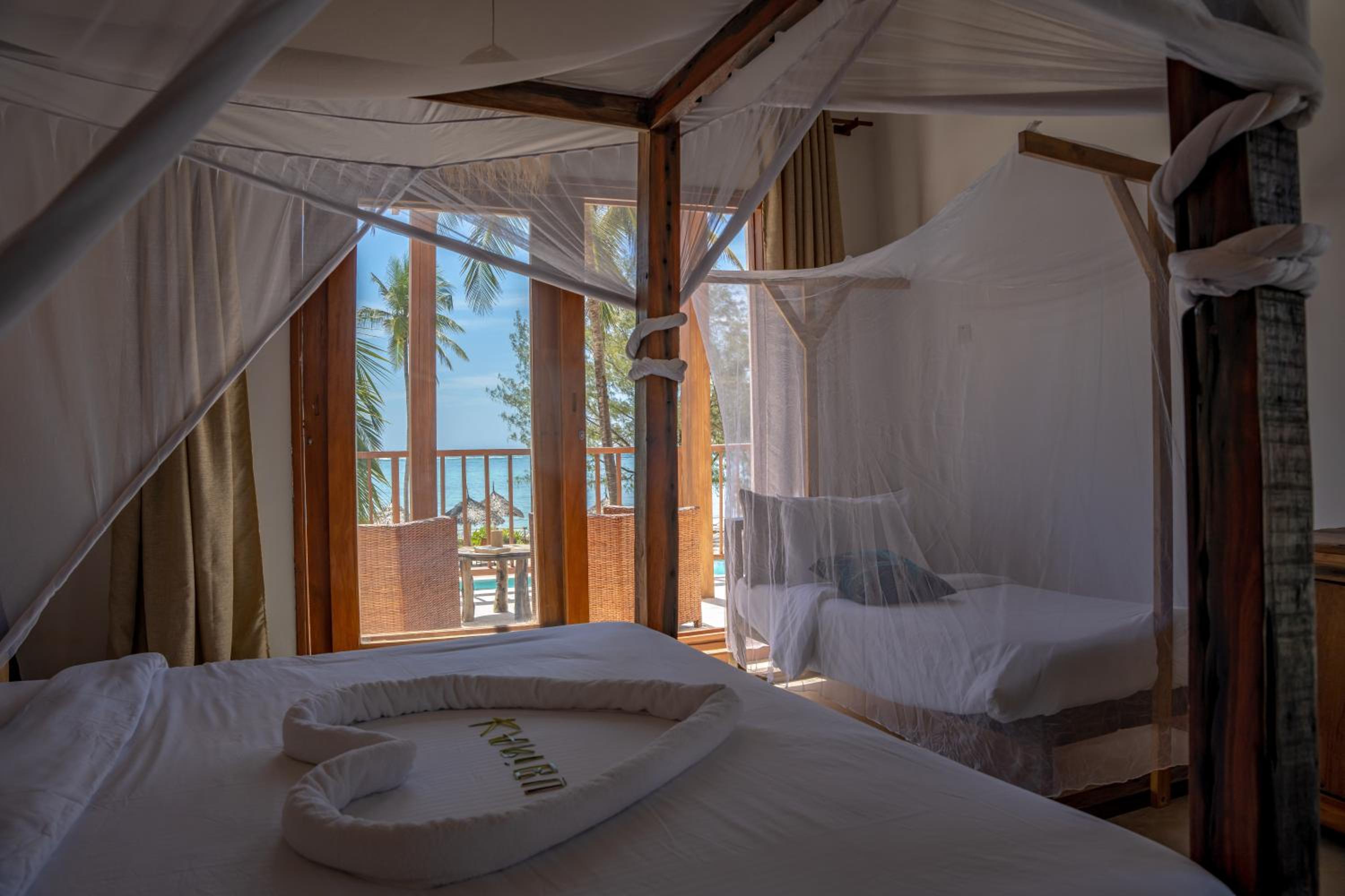 Villa - Beach Front