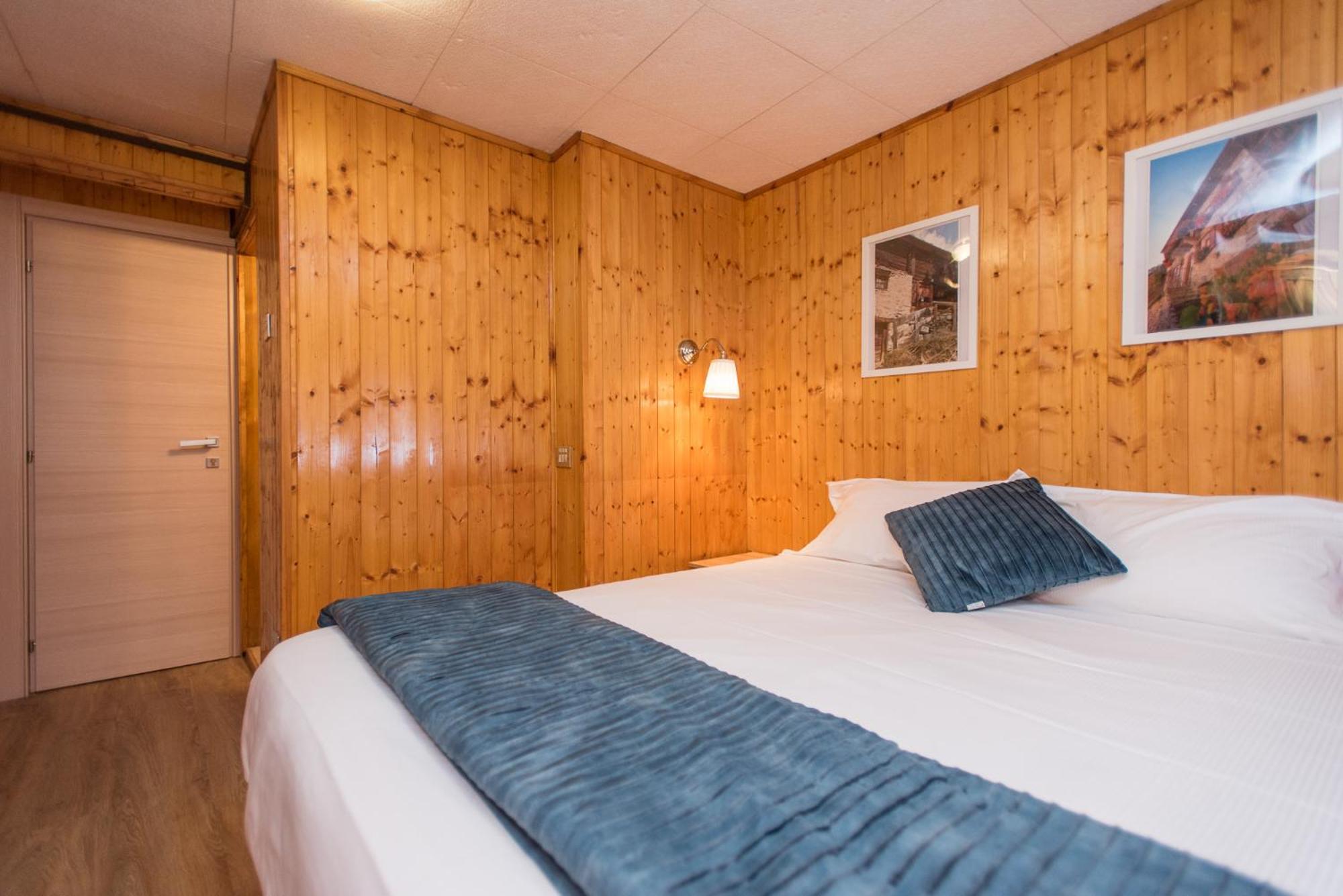 Budget Double Room - Photo 4