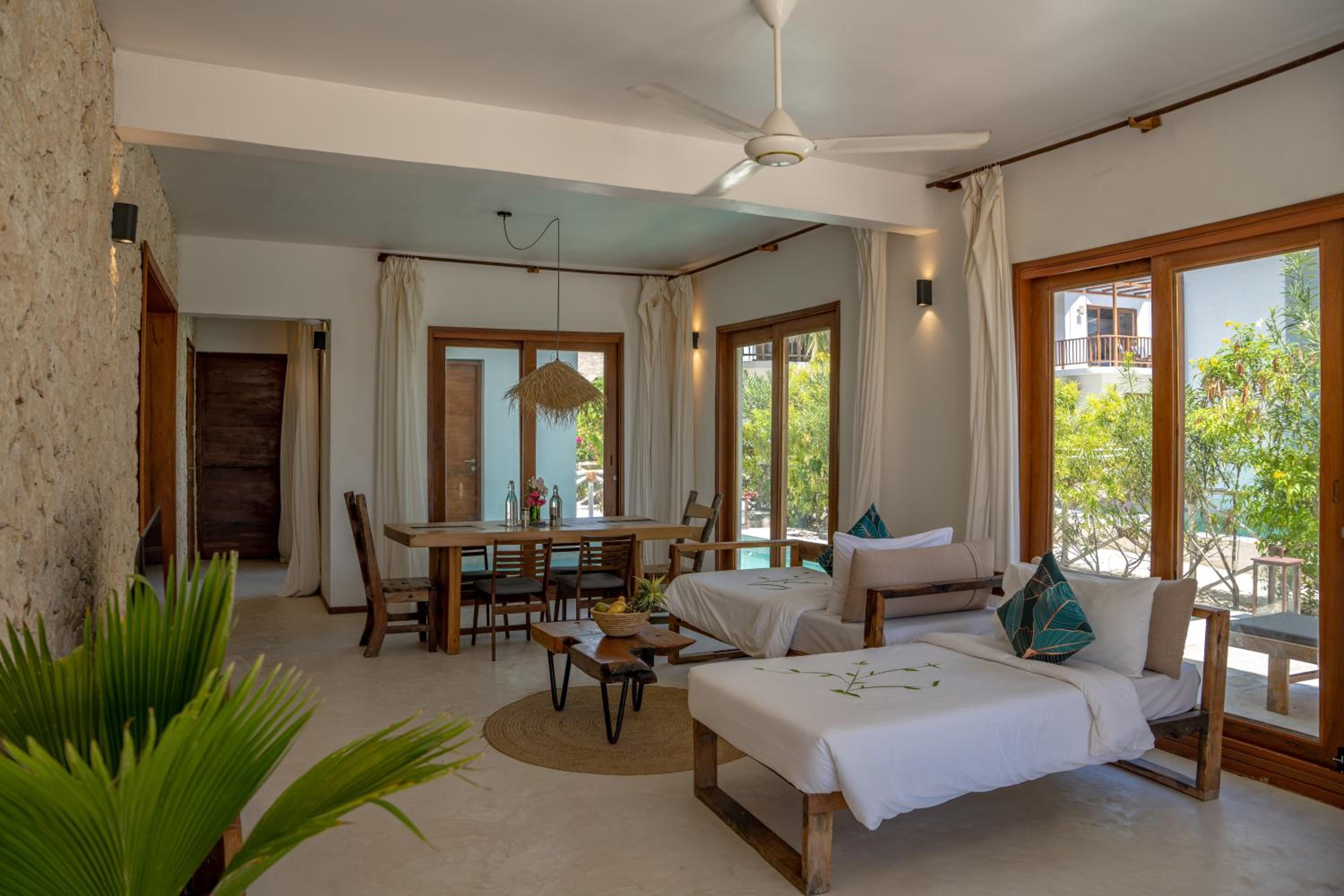 Villa - Beach Front