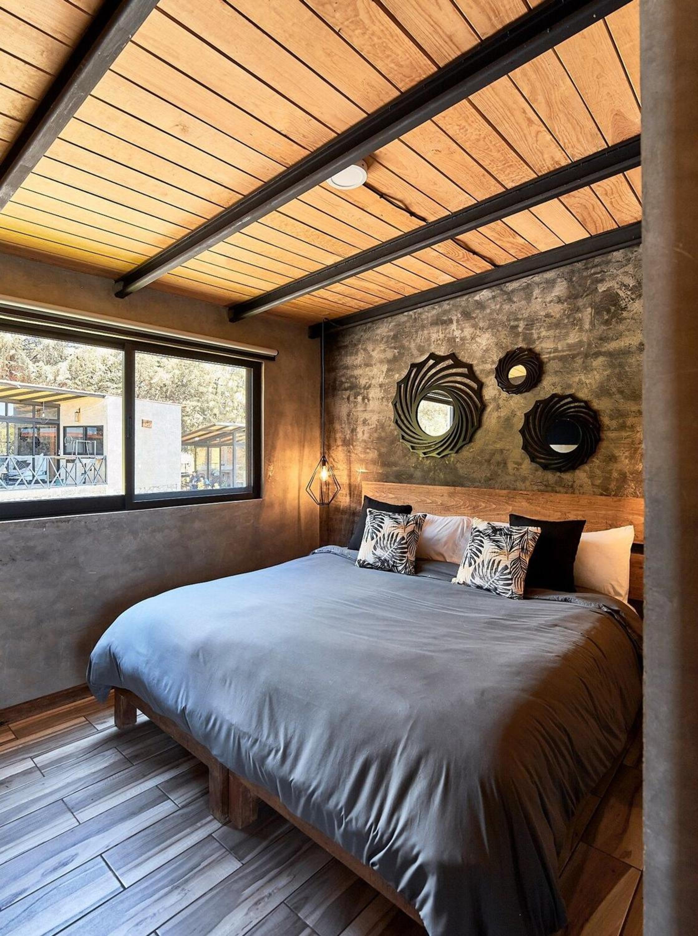 One-Bedroom Villa - Photo 34