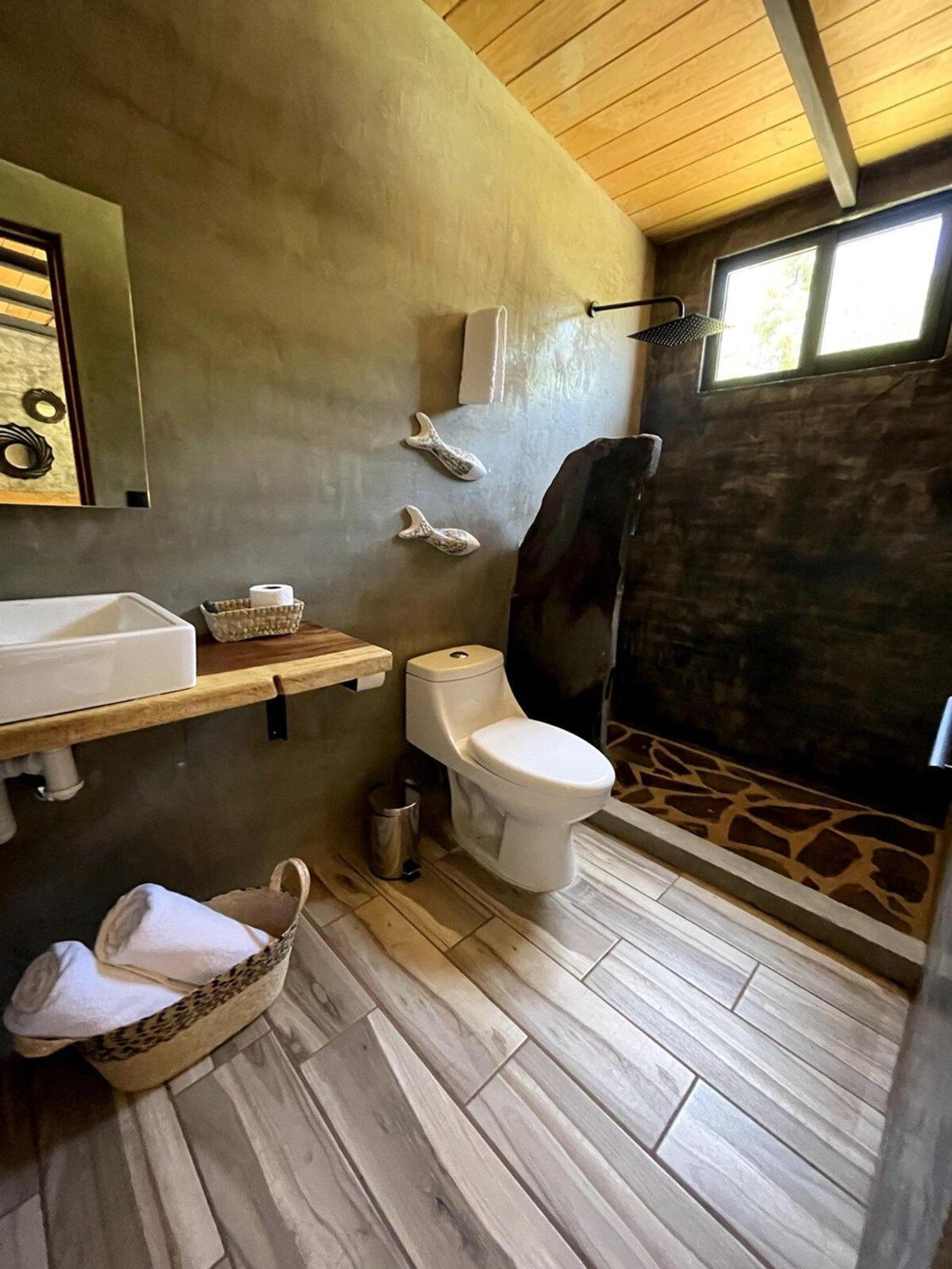 One-Bedroom Villa - Photo 15